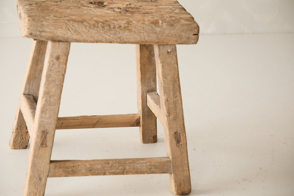 Vintage Elm Stool AH.148 - Circa 1945