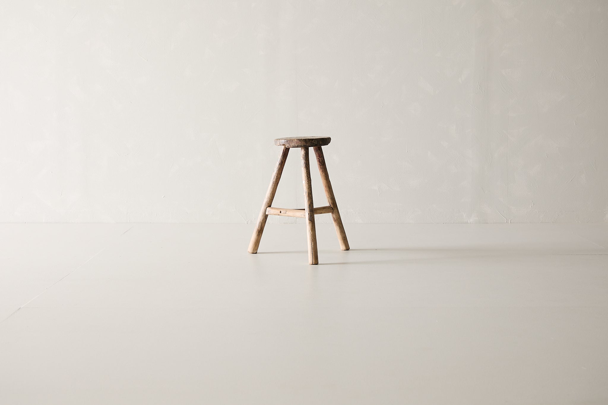 Vintage Elm Stool AC.046 - Circa 1945