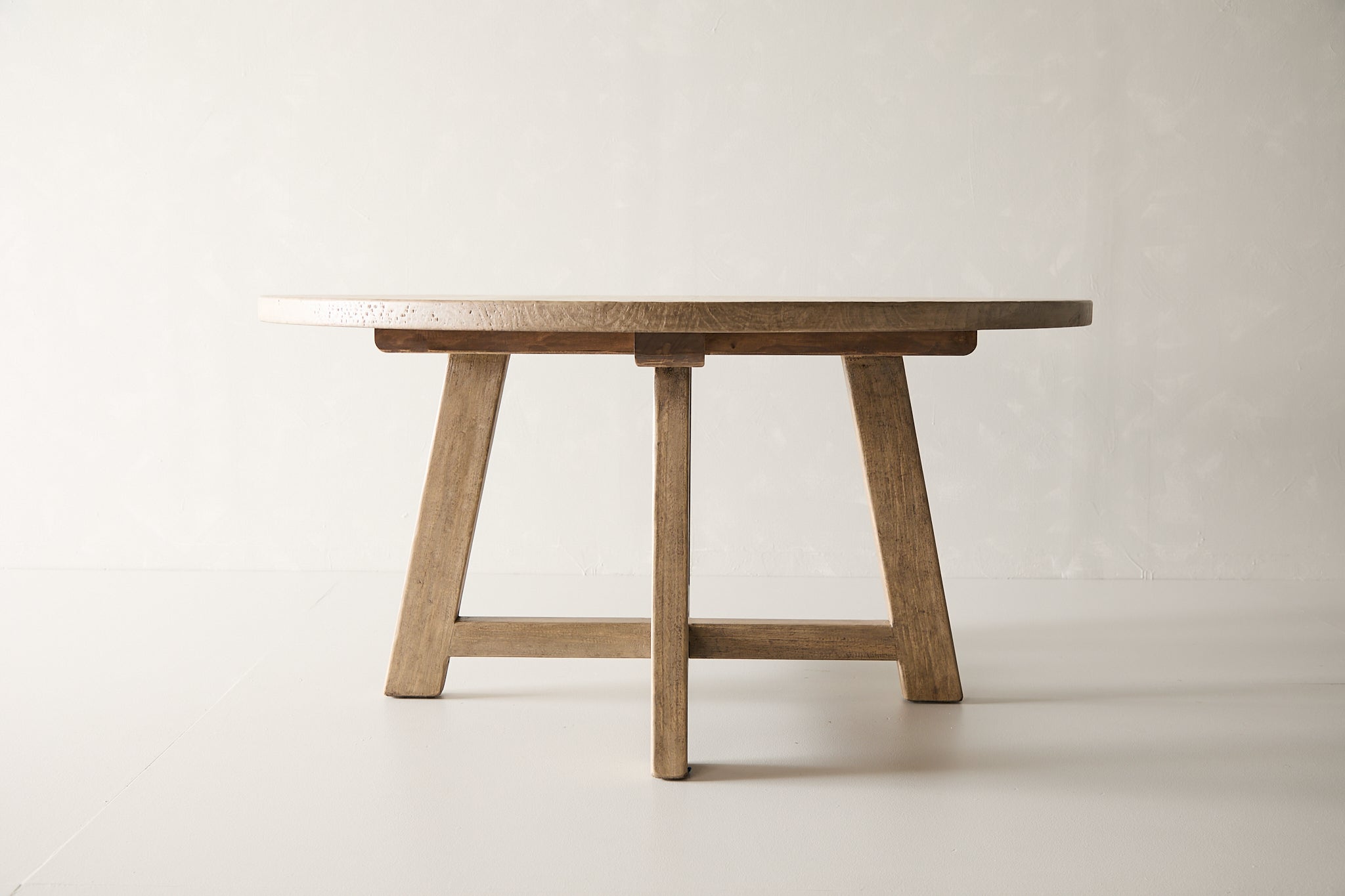 Hendricks Dining Table - 60