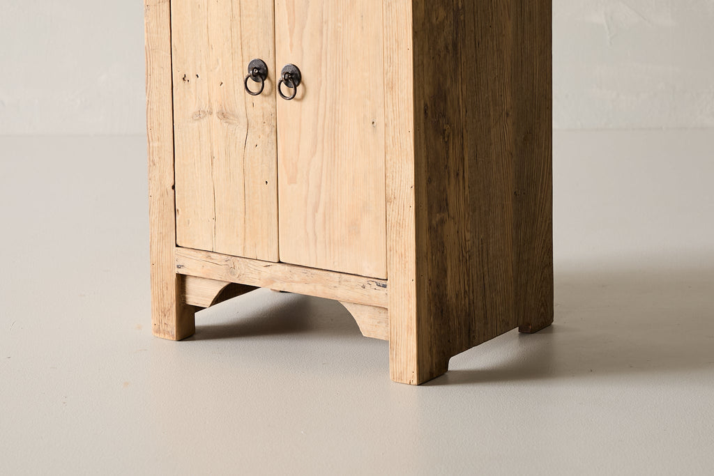 Reclaimed Pine Side Table AD.028