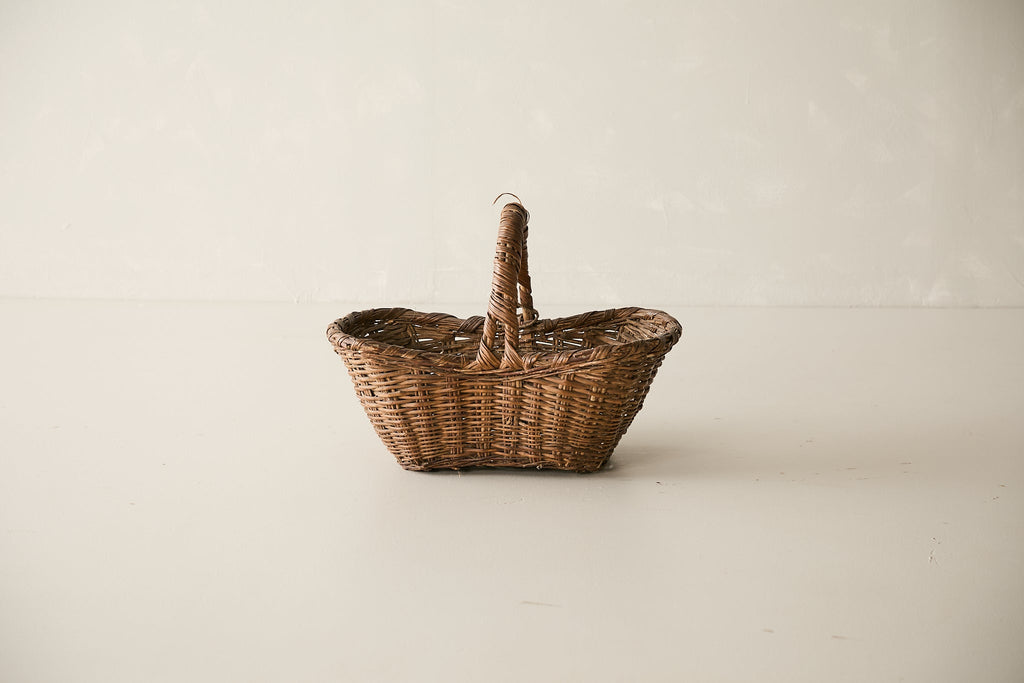 Vintage Willow Grain Basket AF.025