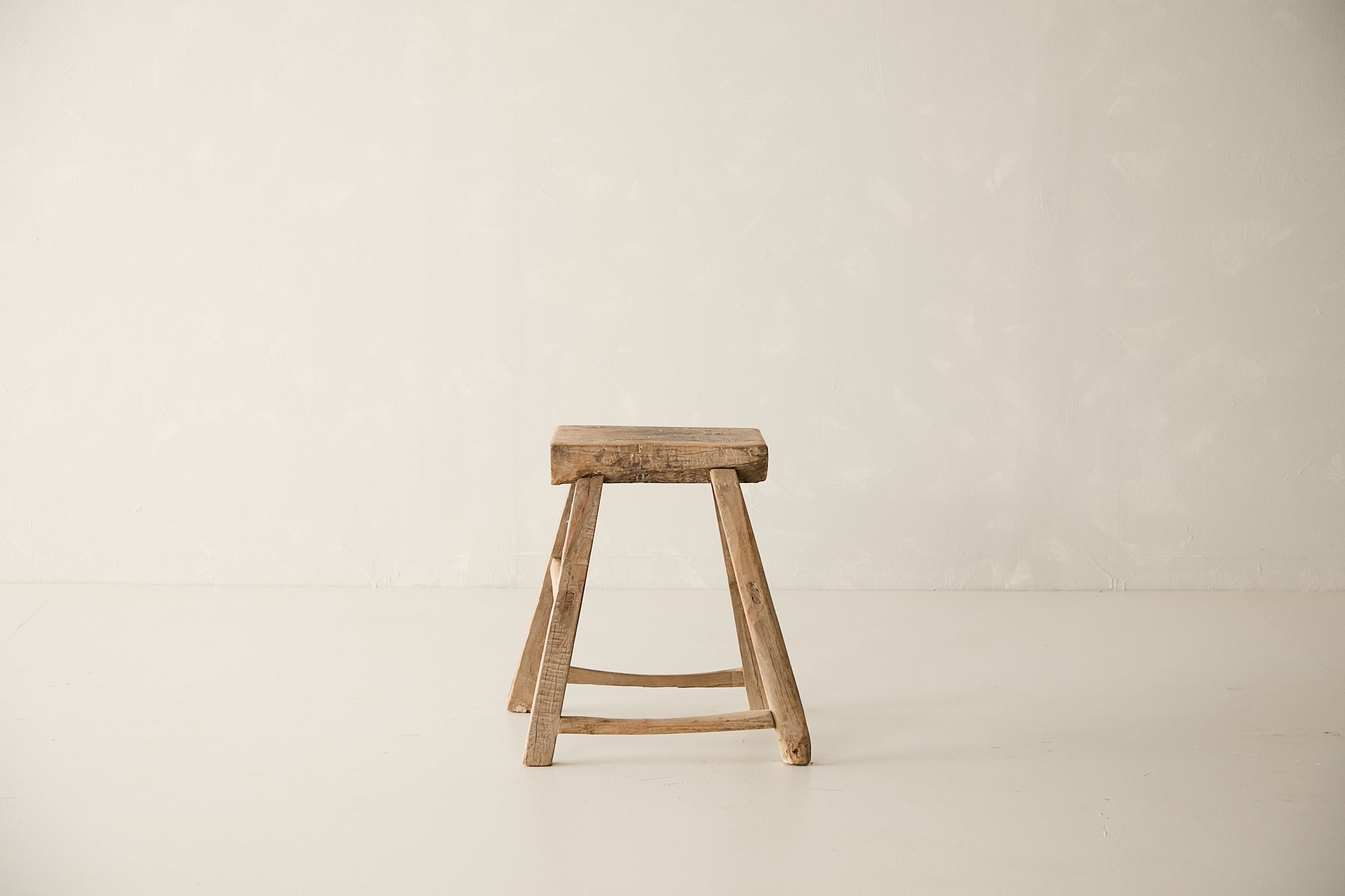 Vintage Elm Stool AF.028
