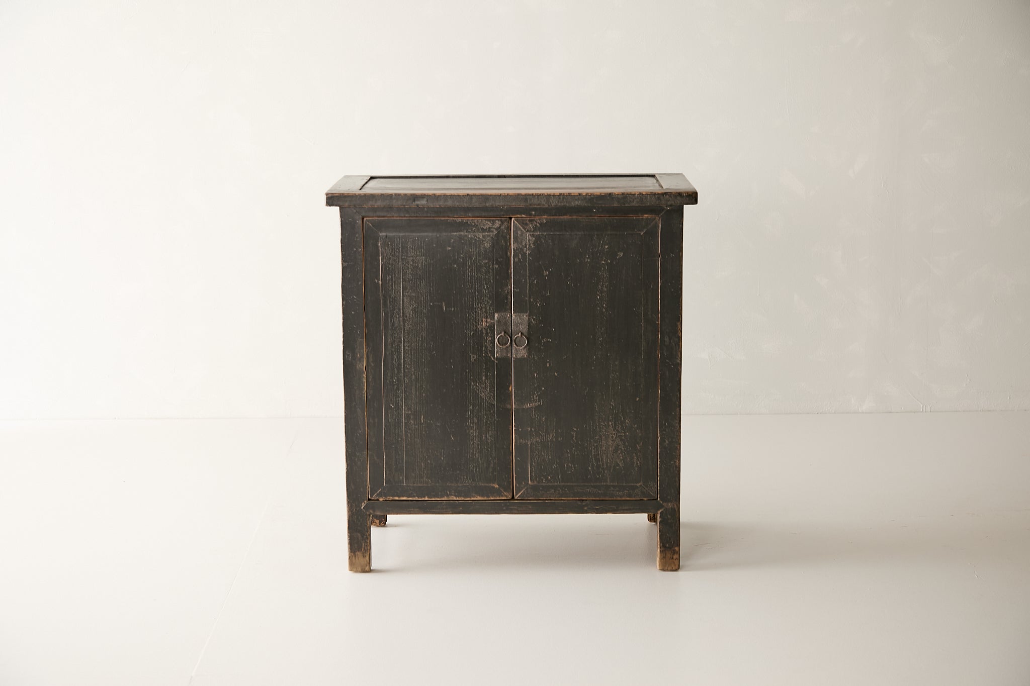 Vintage 2-Door Elm Cabinet AH.036 - Circa 1925