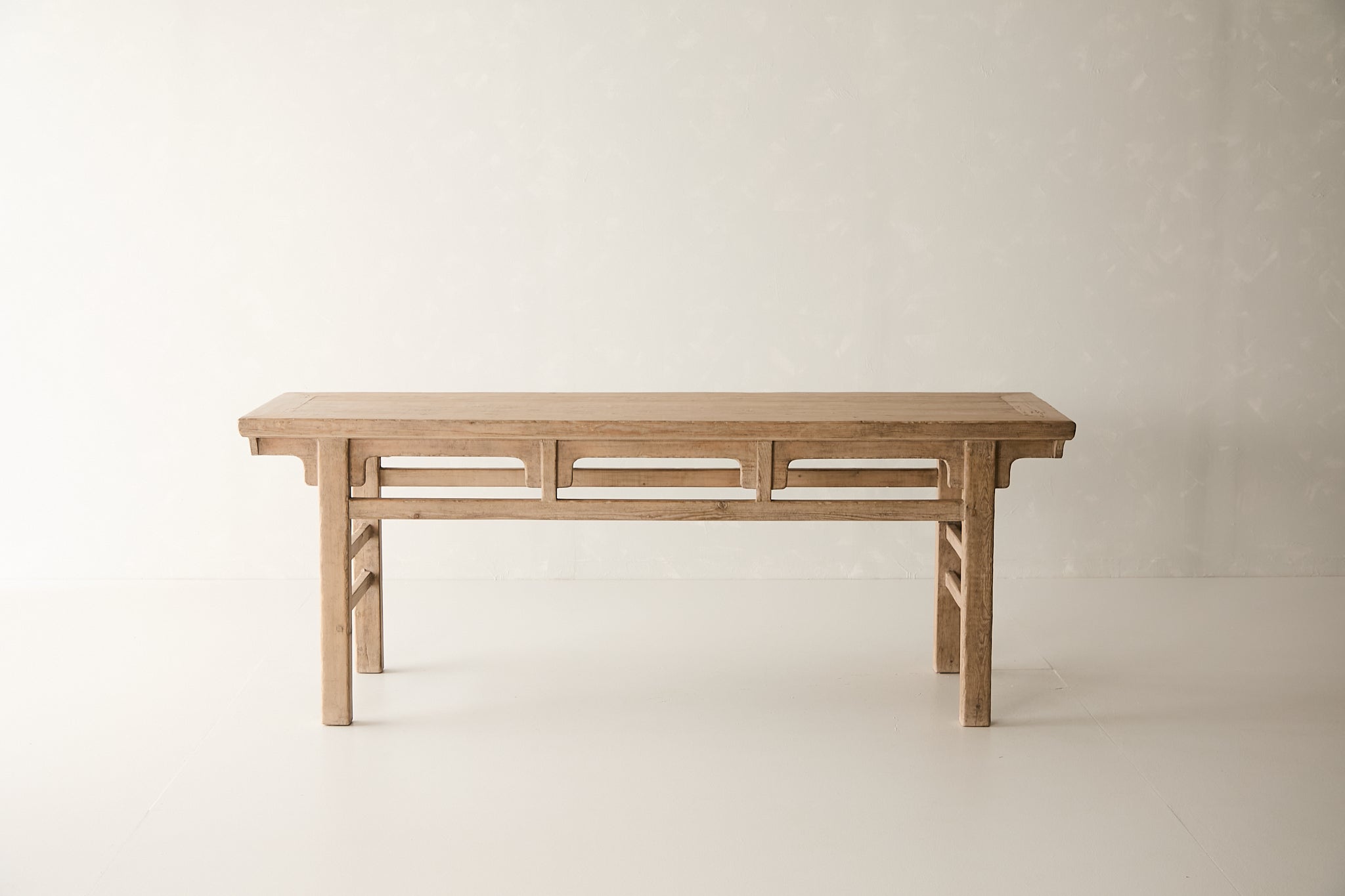 Reclaimed Pine Console AH.080