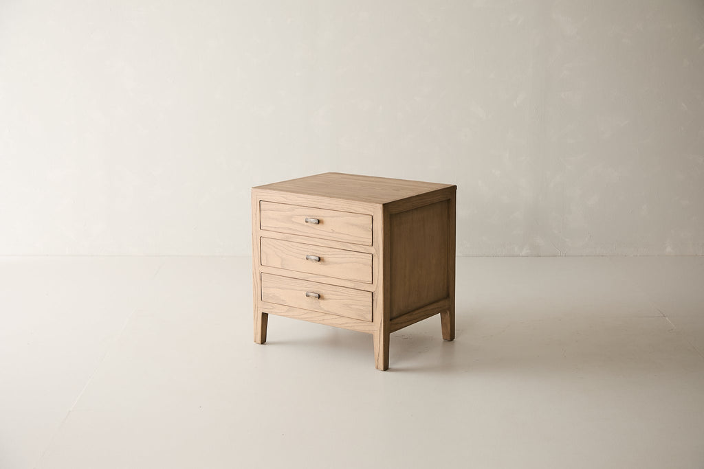 Reclaimed White Oak Nighstand AH.102