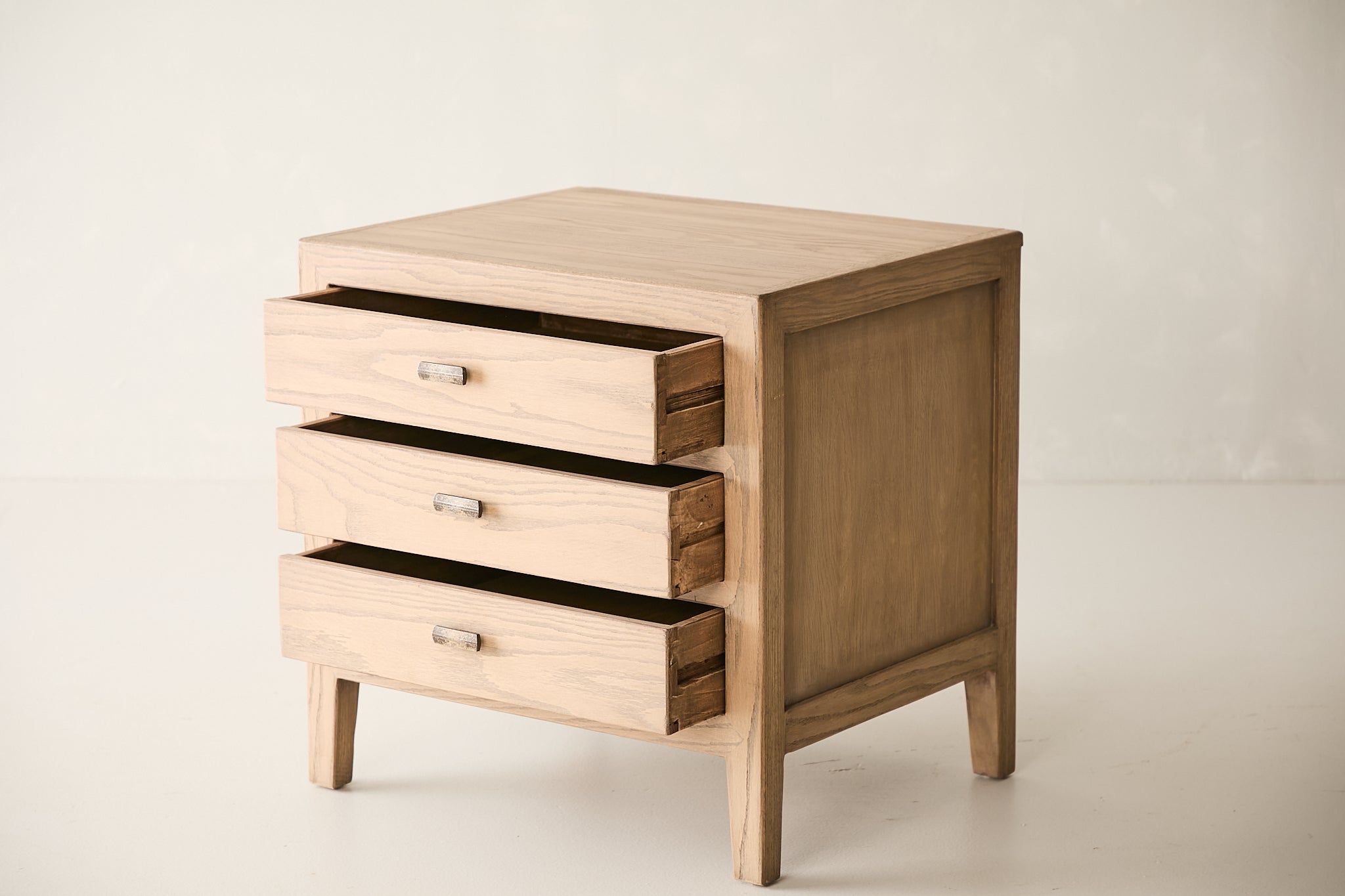 Reclaimed White Oak Nighstand AH.102