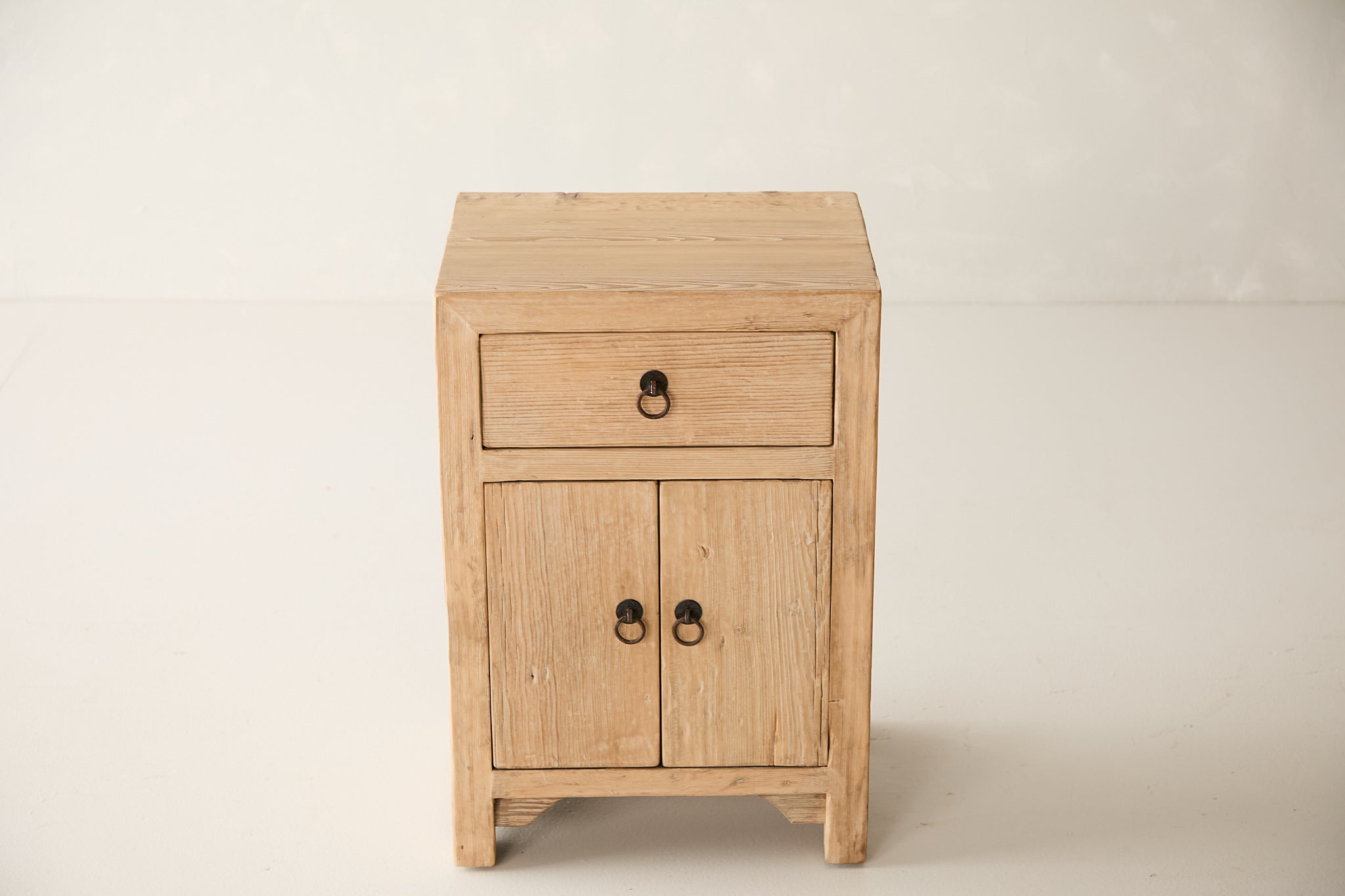 Reclaimed Pine Nightstand AH.104