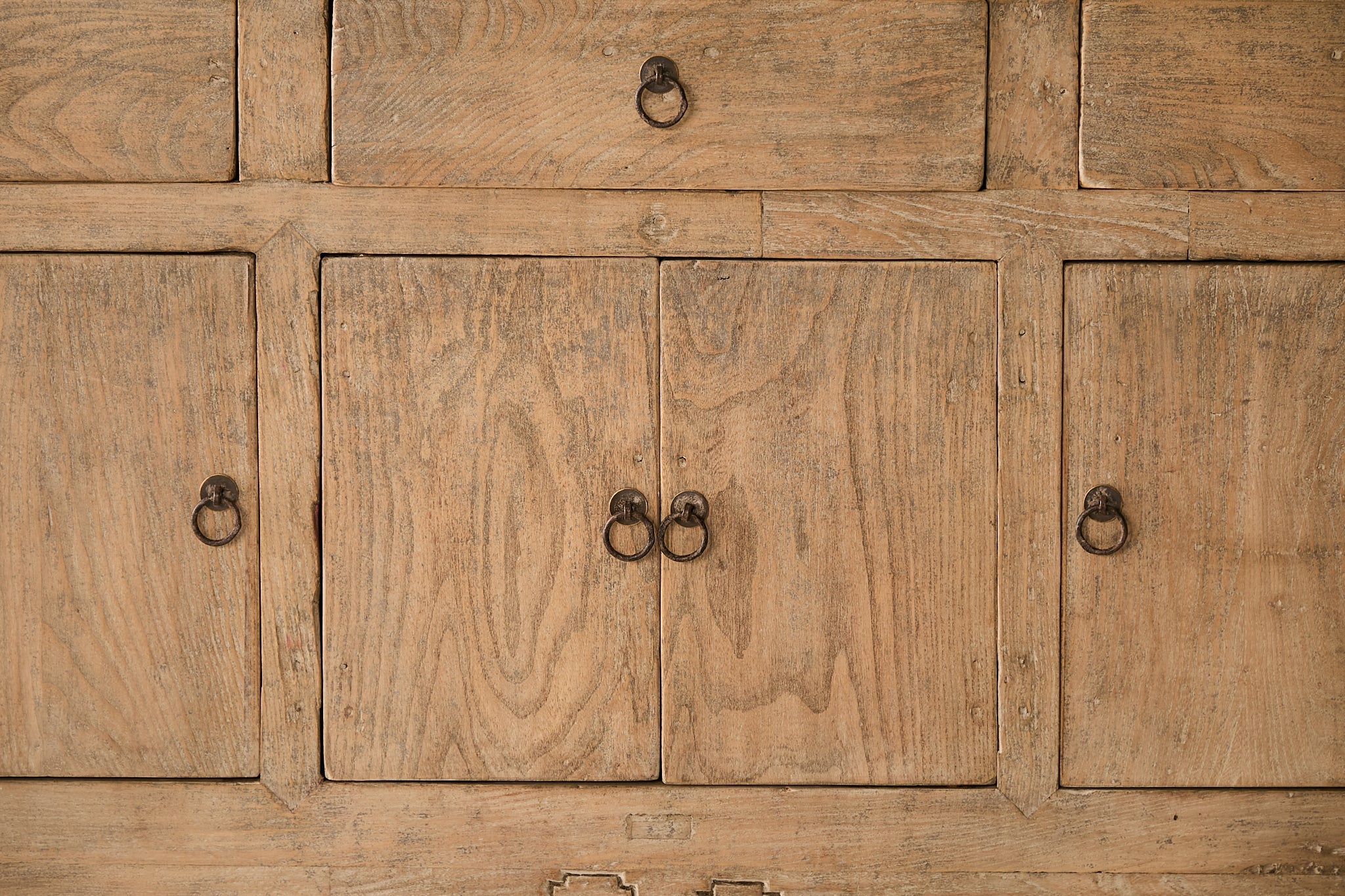 Vintage 4-Door Pine Sideboard AH.107 - Circa 1945