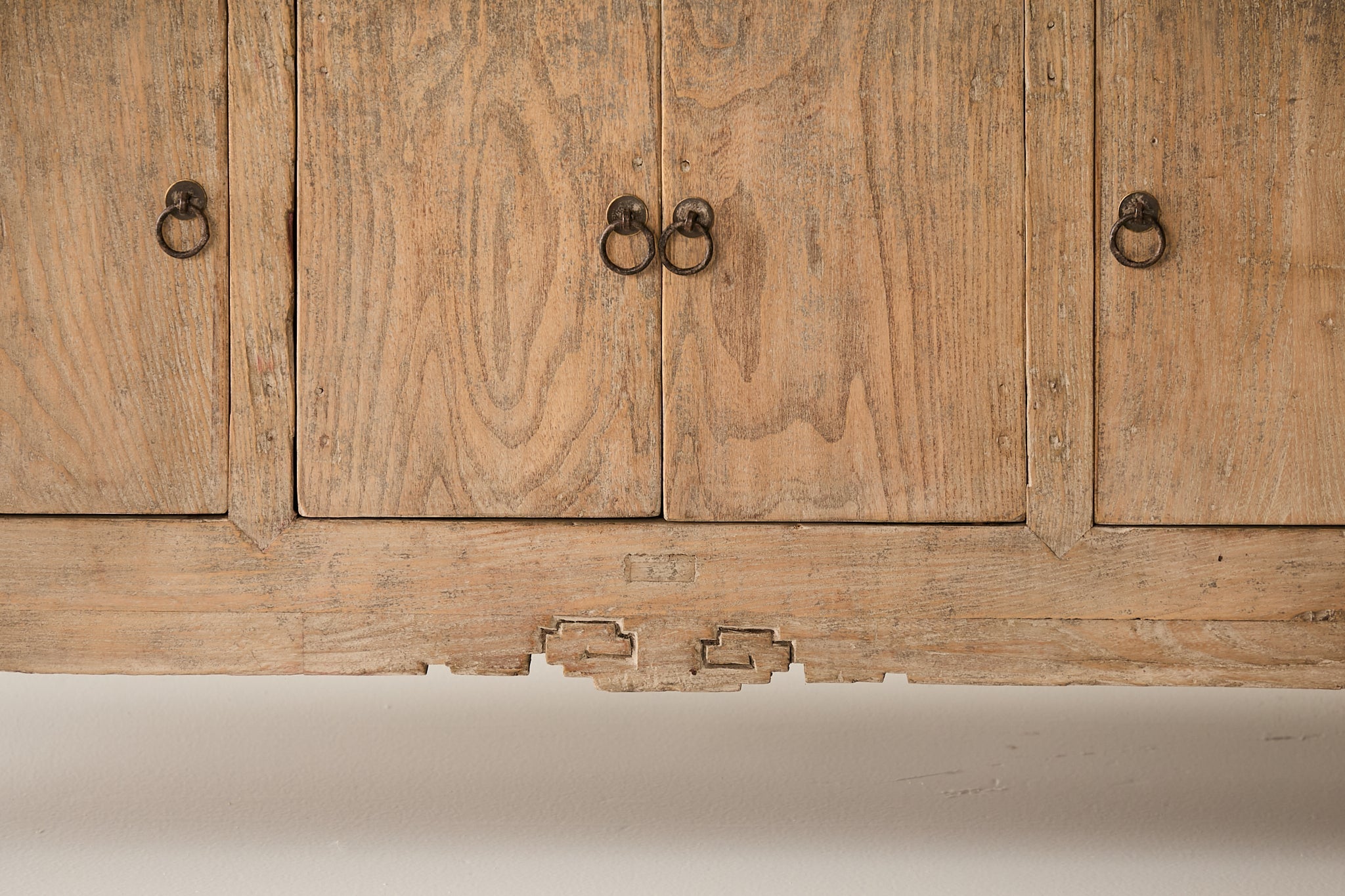 Vintage 4-Door Pine Sideboard AH.107 - Circa 1945