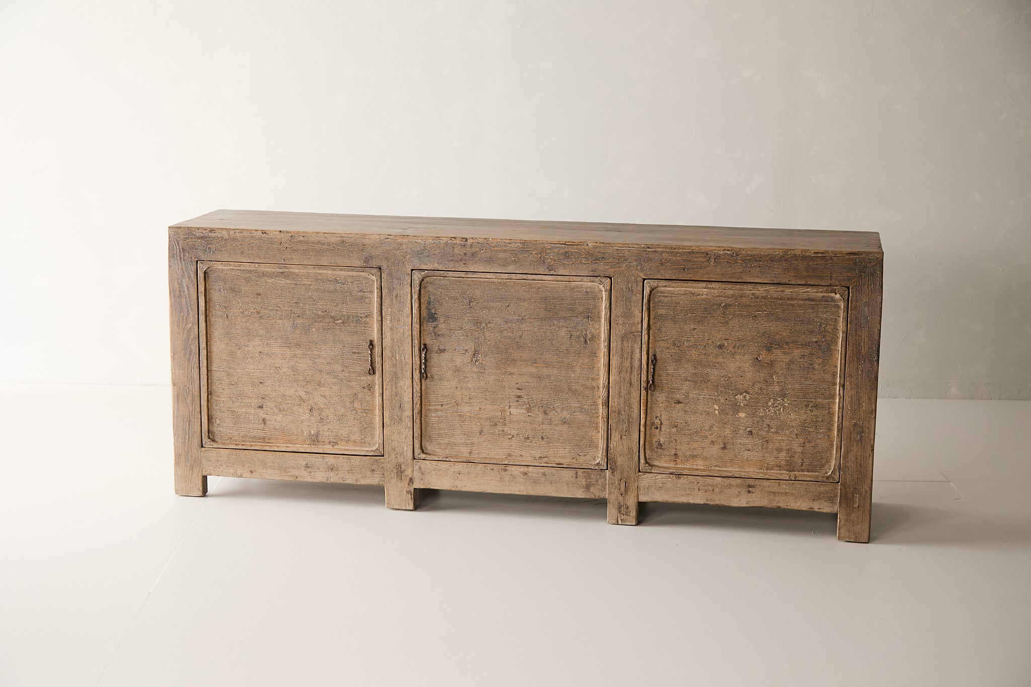 Vintage 3-Door Pine Sideboard AH.114 - Circa 1925