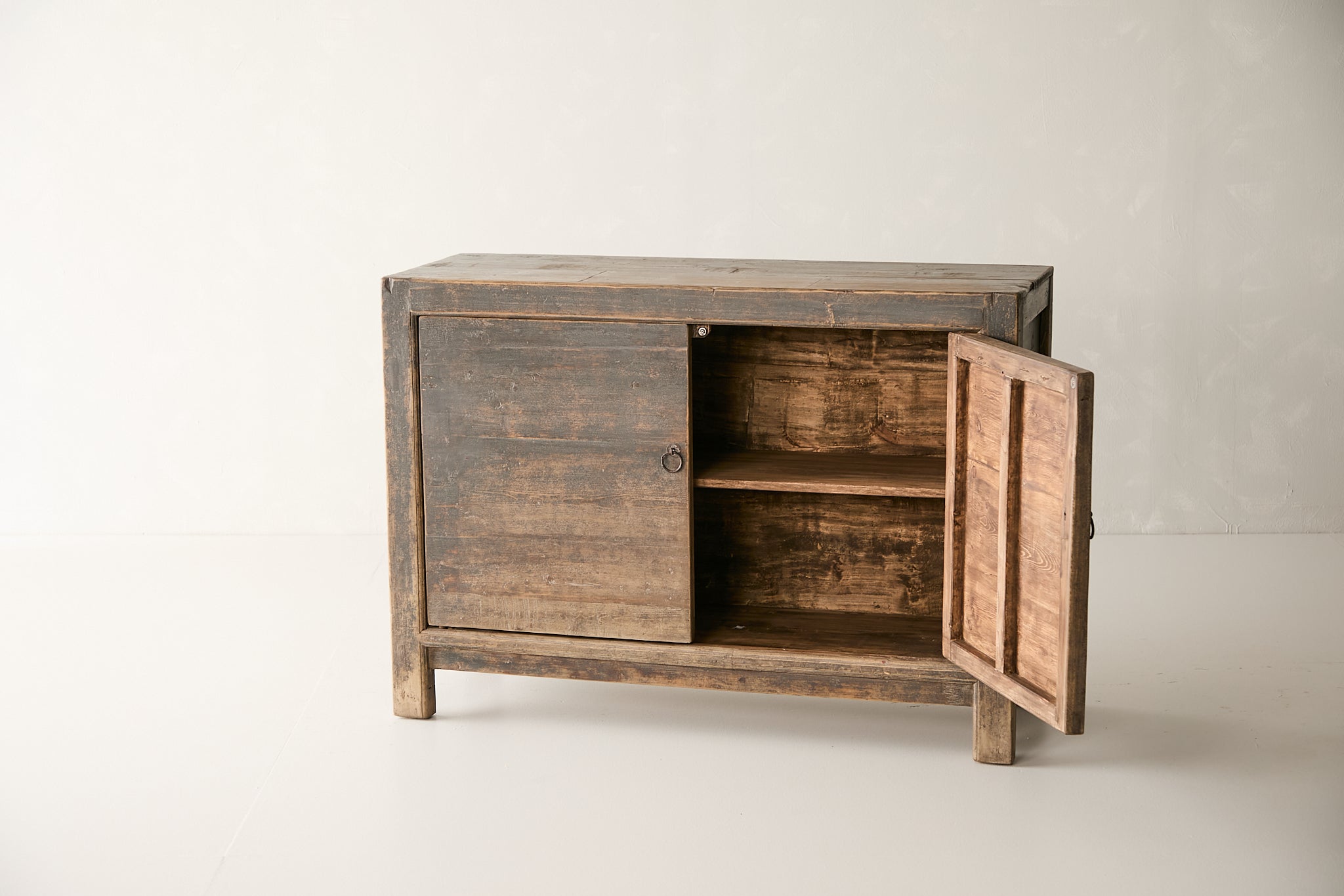 Vintage 2-Door Pine Sideboard AH.119 - Circa 1925