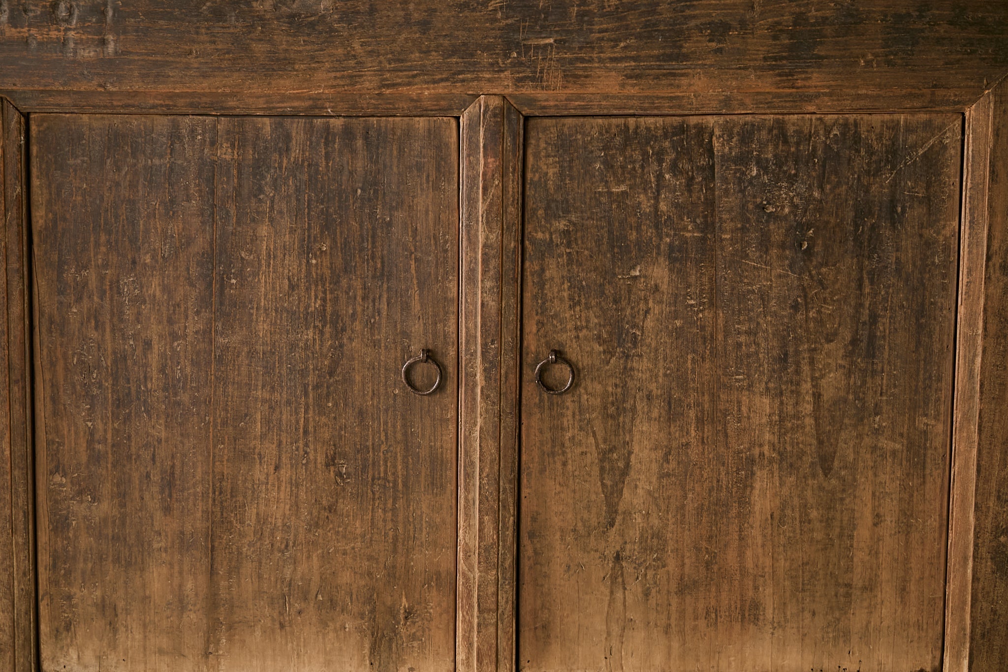 Vintage 4-Door Elm Sideboard AH.120 - Circa 1925
