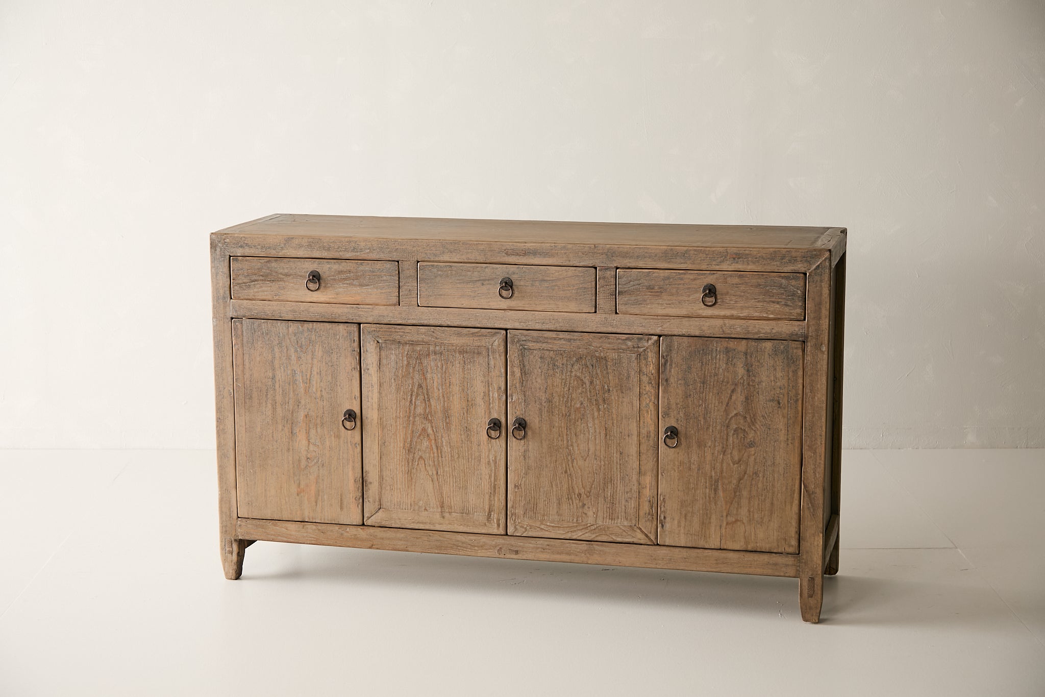 Vintage 4-Door Pine Sideboard AH.121 - Circa 1945
