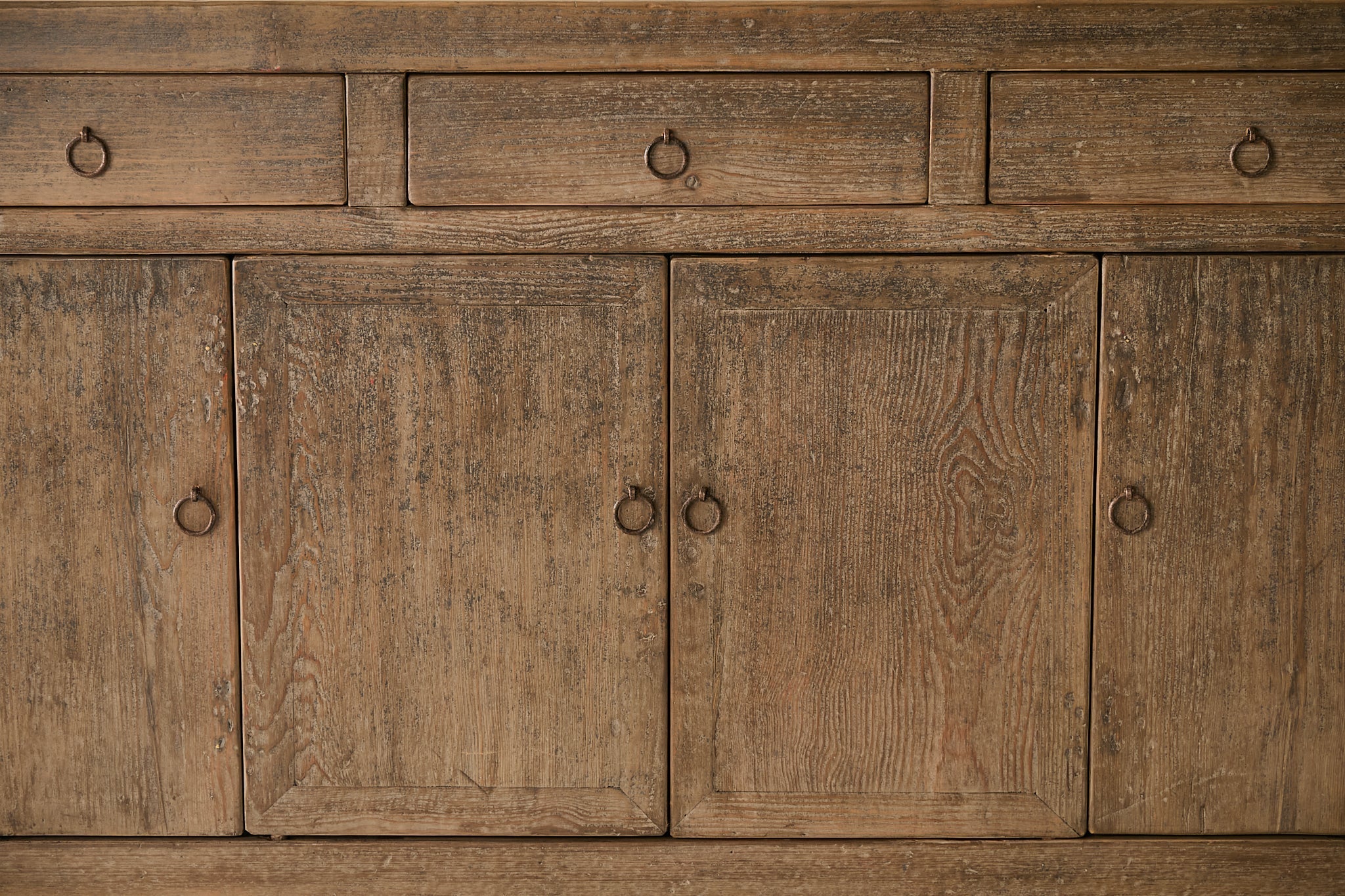 Vintage 4-Door Pine Sideboard AH.122 - Circa 1945