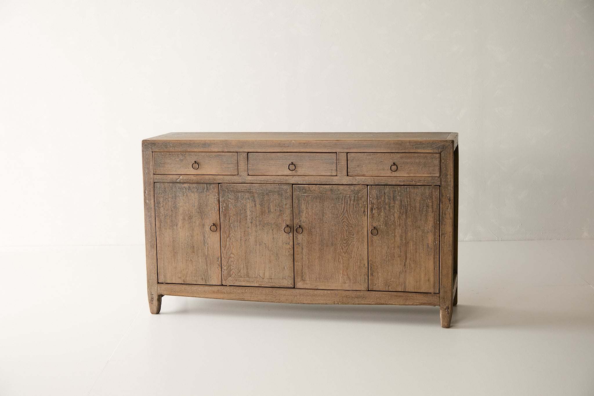 Vintage 4-Door Pine Sideboard AH.122 - Circa 1945