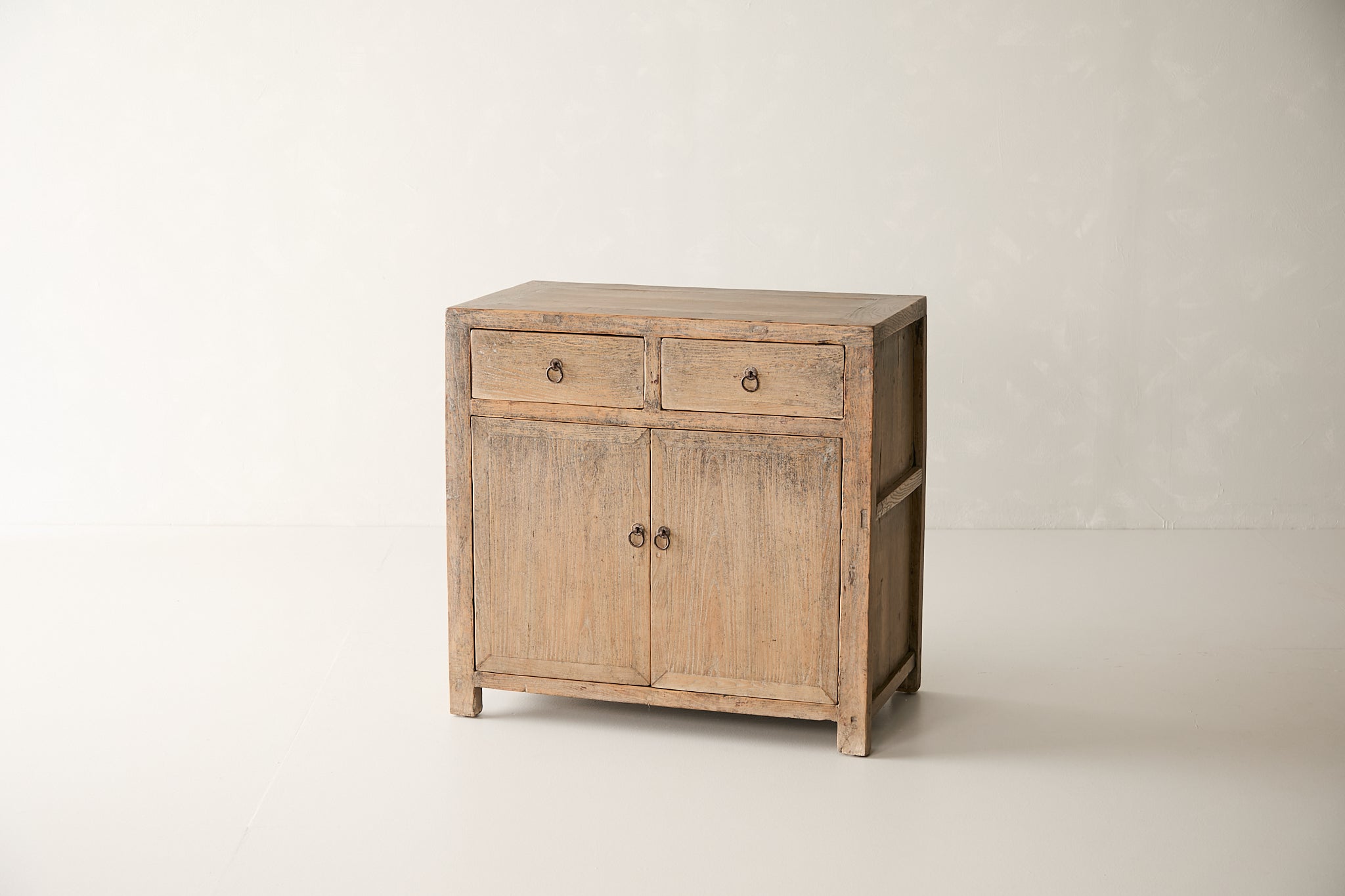 Vintage 2-Door Elm Sideboard AH.131 - Circa 1925