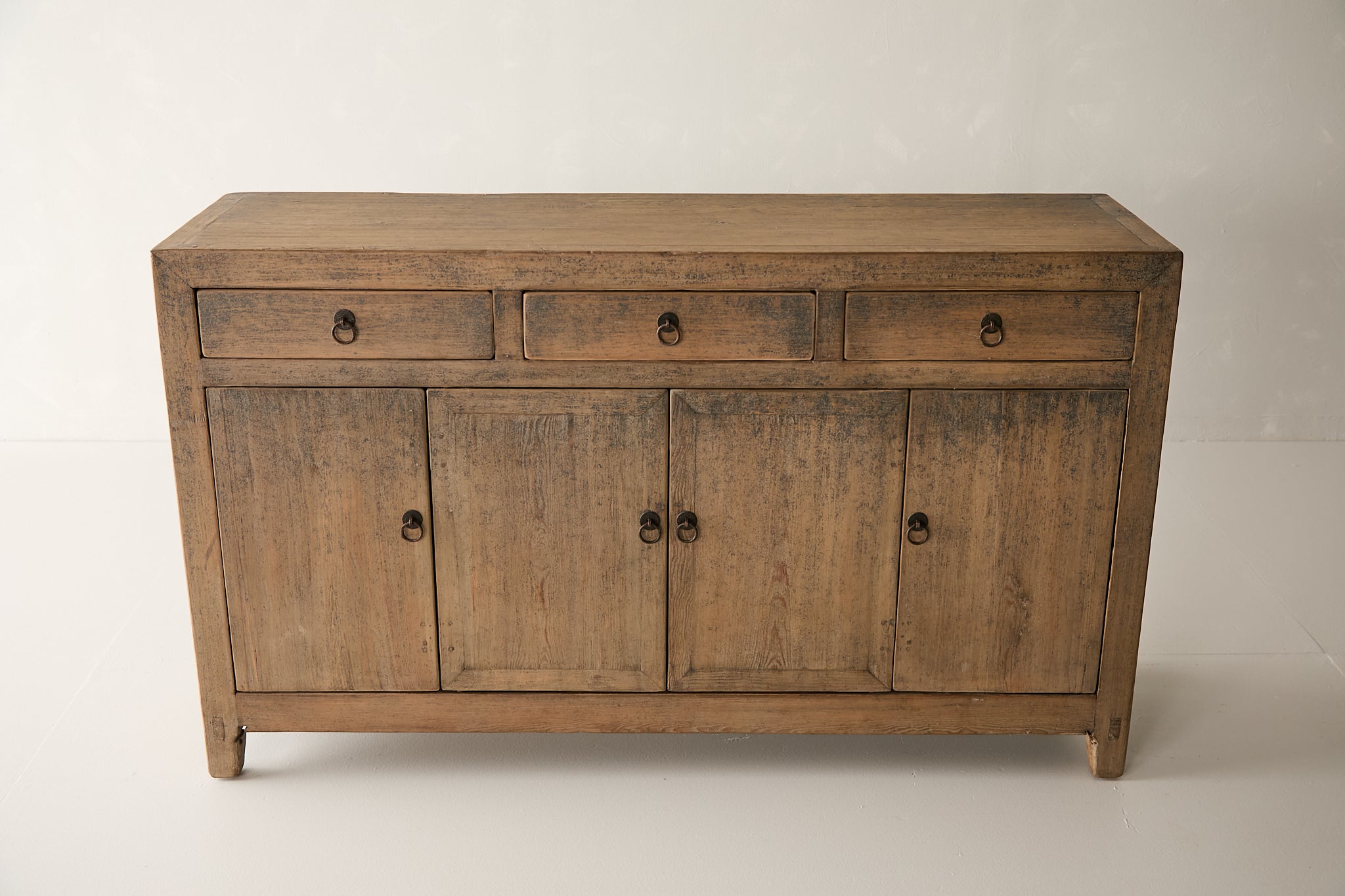Vintage 4-Door Pine Sideboard AH.133 - Circa 1945