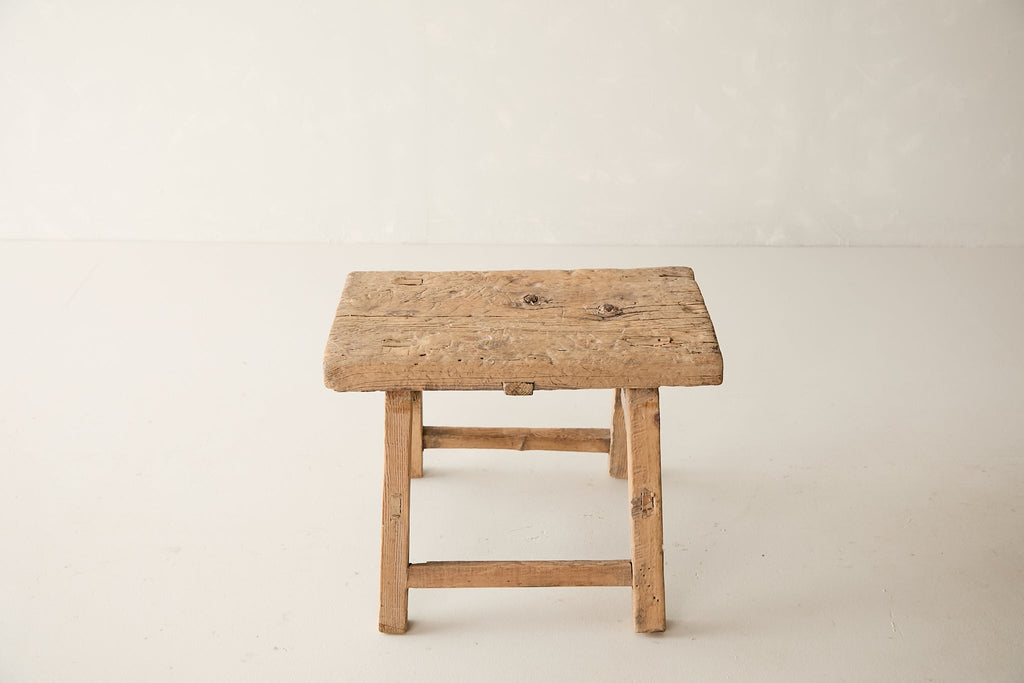 Vintage Elm Stool AH.141 - Circa 1945