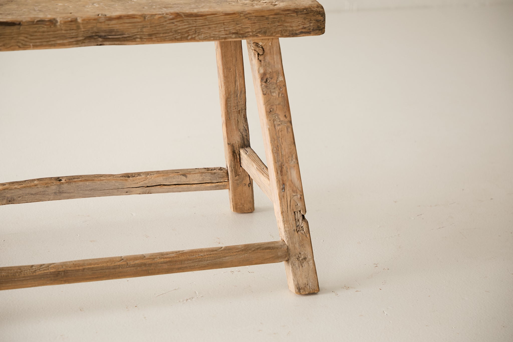 Vintage Elm Stool AH.146 - Circa 1945