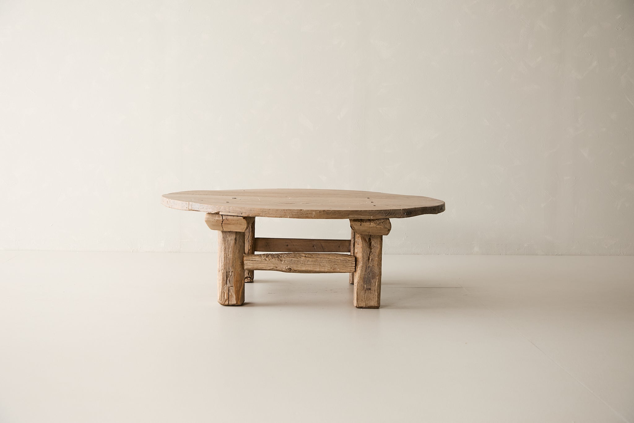 Carpenter 48 Coffee Table AH.003