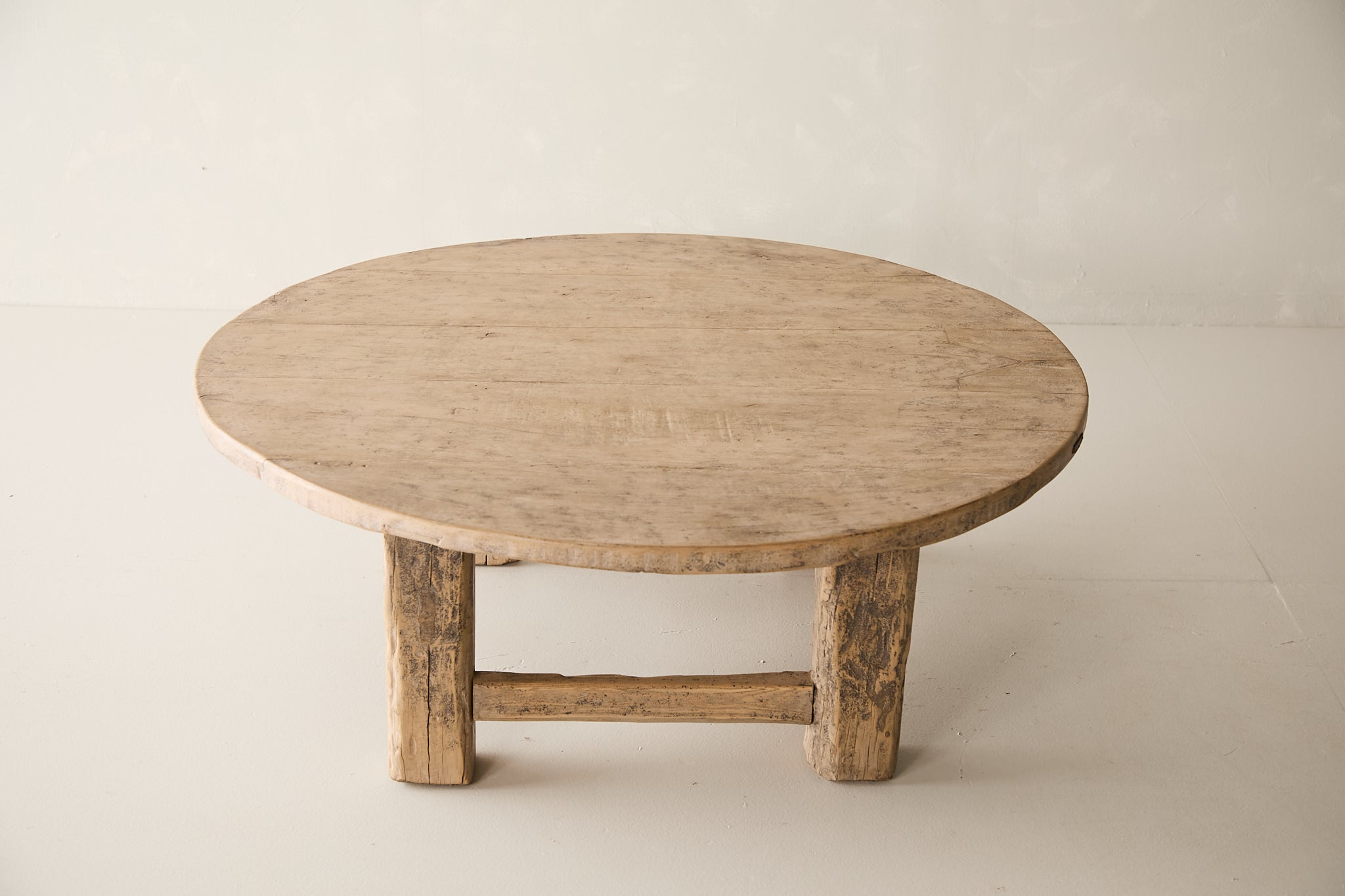 Carpenter 48 Coffee Table AH.004