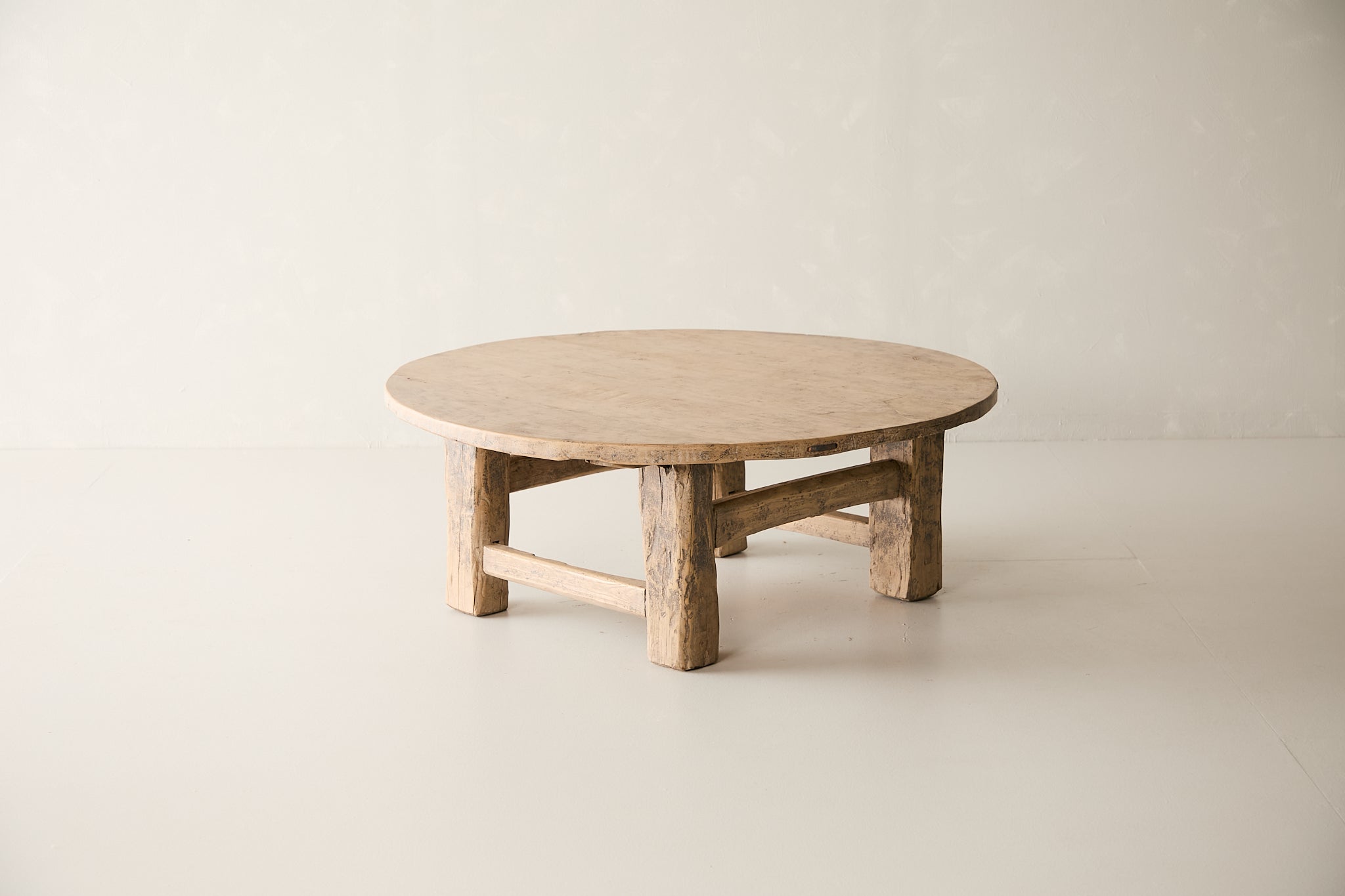 Carpenter 48 Coffee Table AH.004