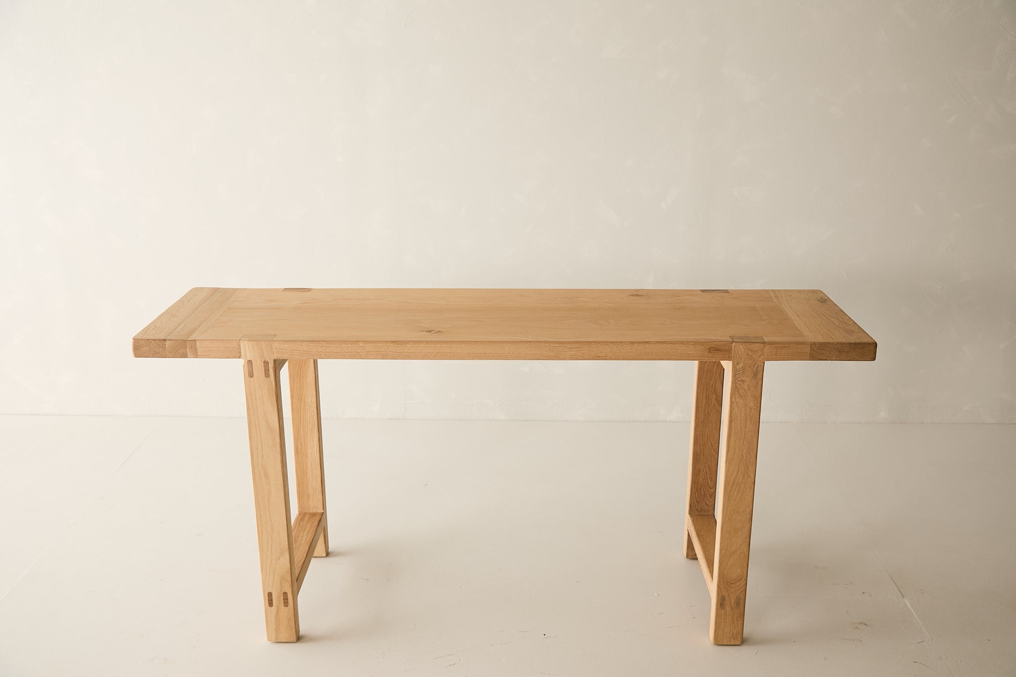 Beaumont 66 Console - Natural