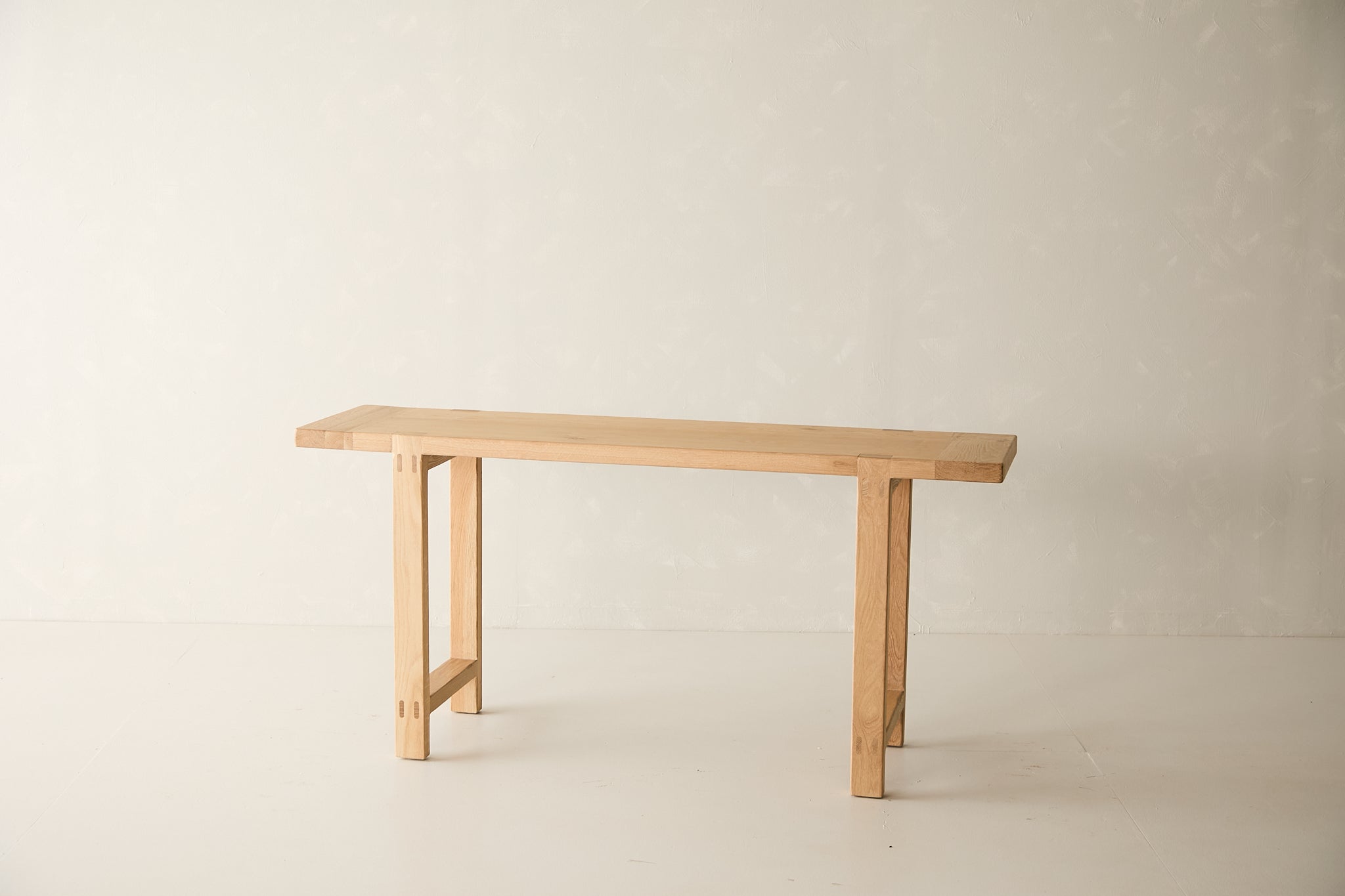 Beaumont 66 Console - Natural