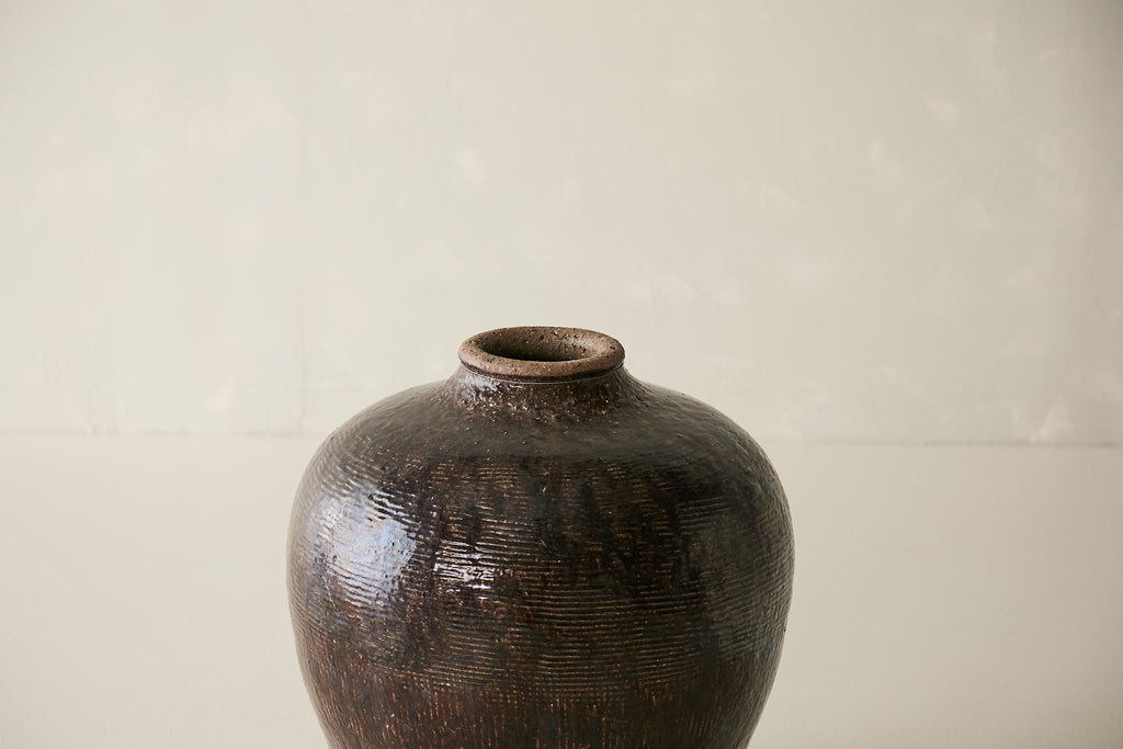 Vintage Jiangsu Pot - Circa 1944