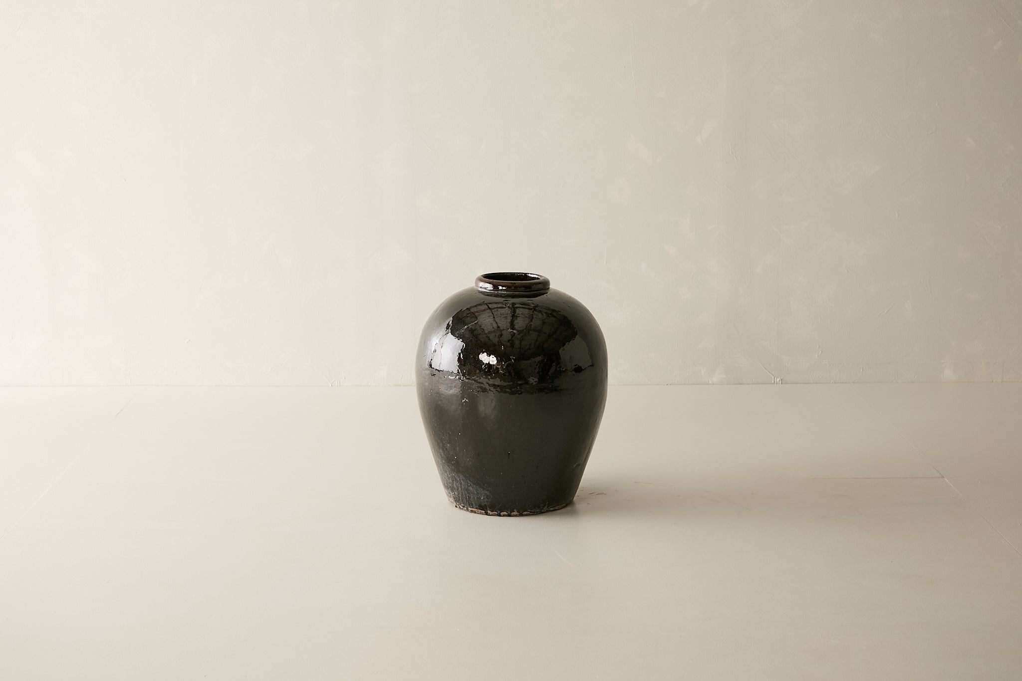 Vintage Jiangsu Pot - Circa 1944