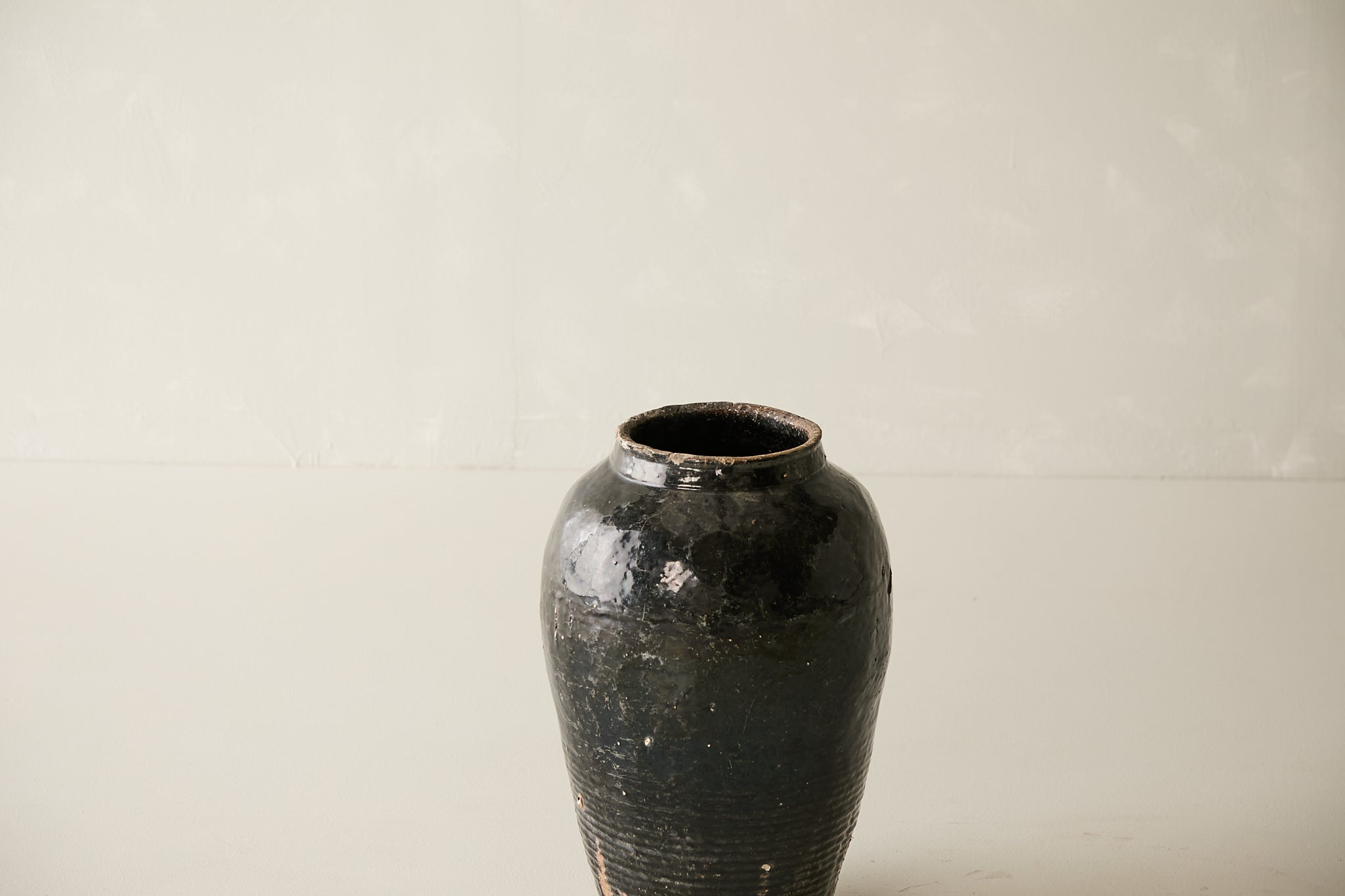 Vintage Black Porcelain Pot - Circa 1940