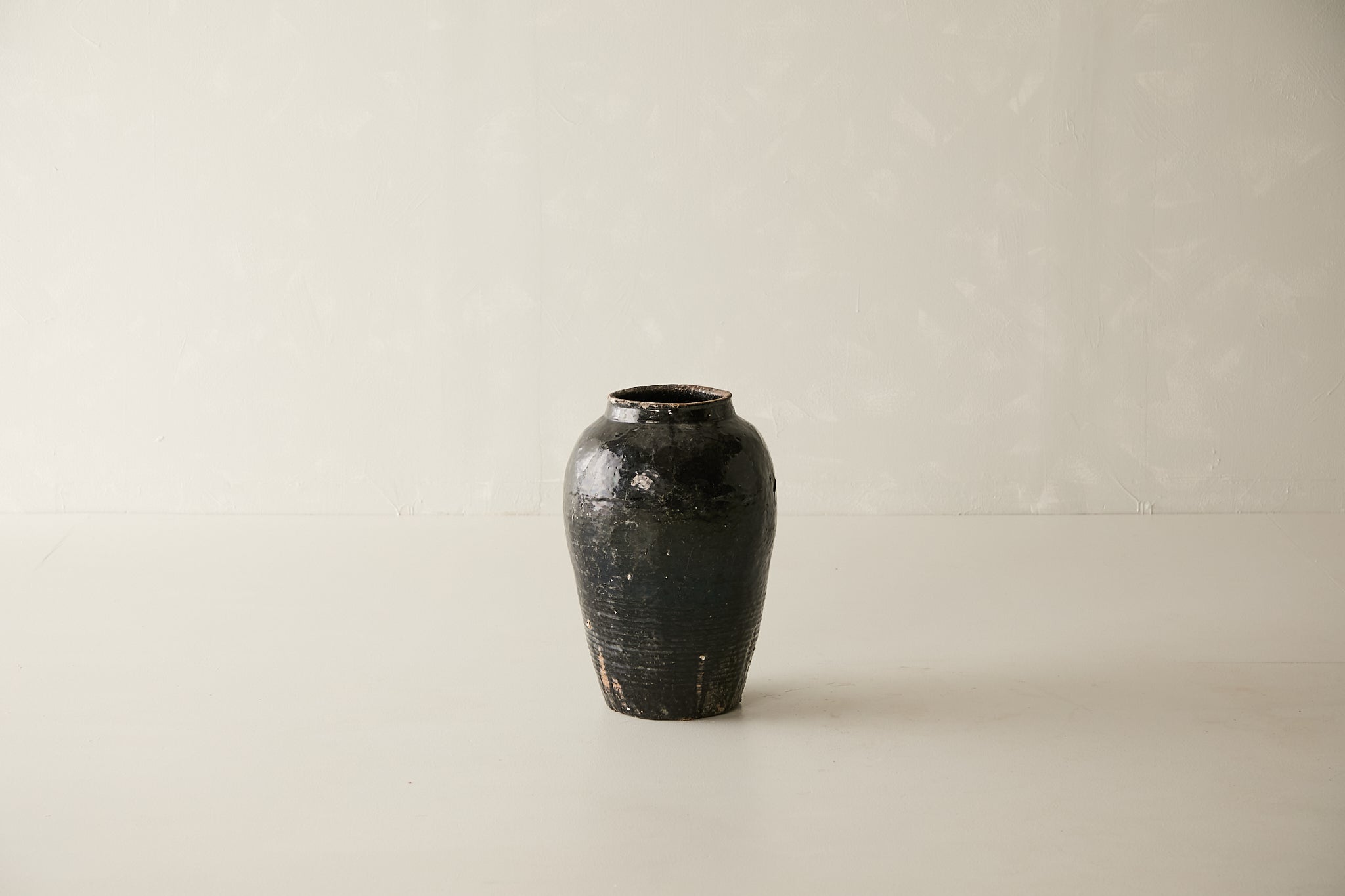 Vintage Black Porcelain Pot - Circa 1940