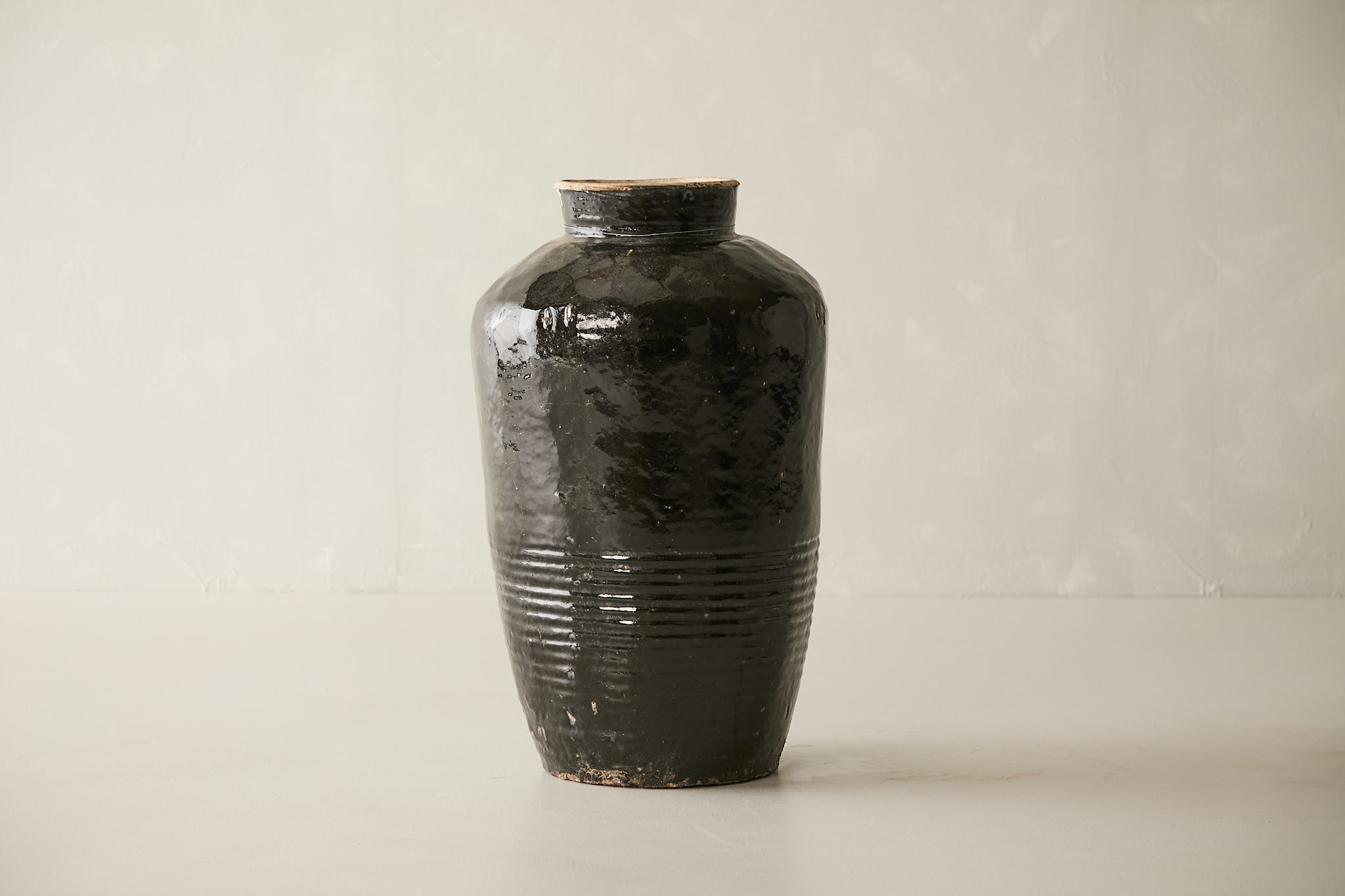 Vintage Black Porcelain Pot - Circa 1940
