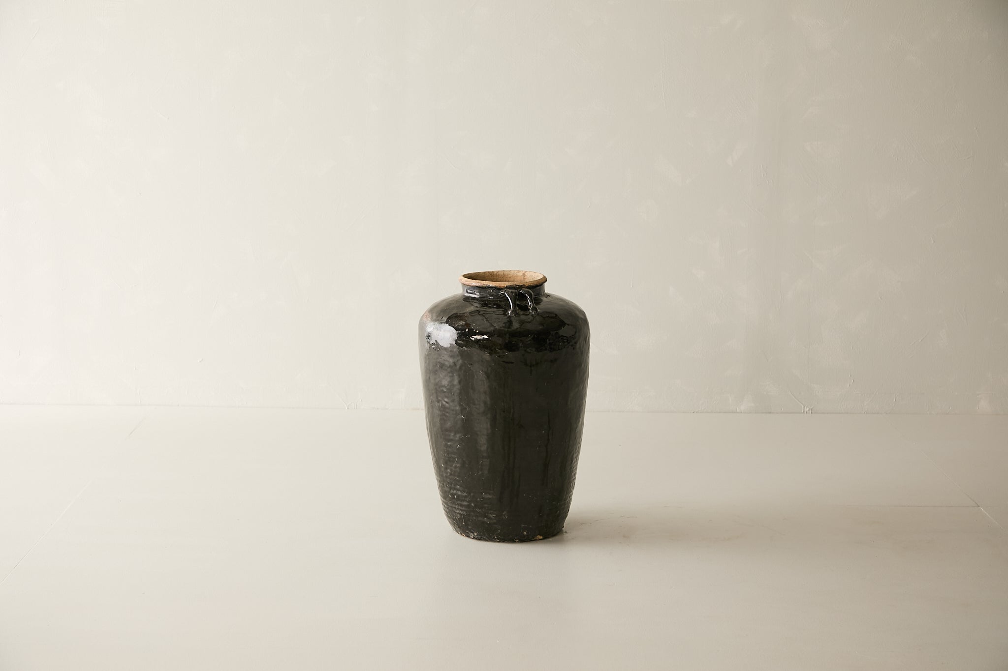 Vintage Porcelain Accessory - Circa 1940