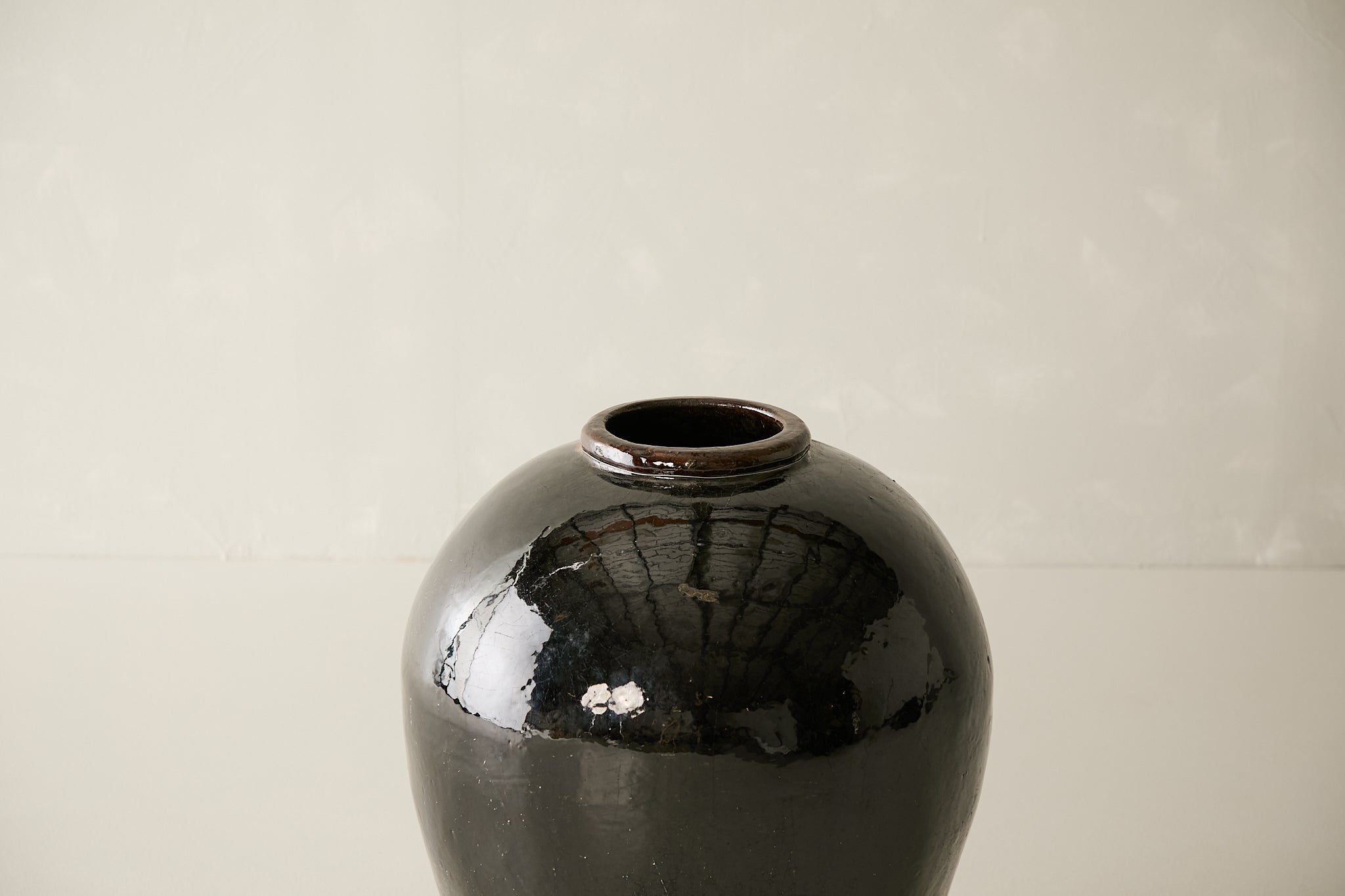 Vintage Black Porcelain Pot - Circa 1940