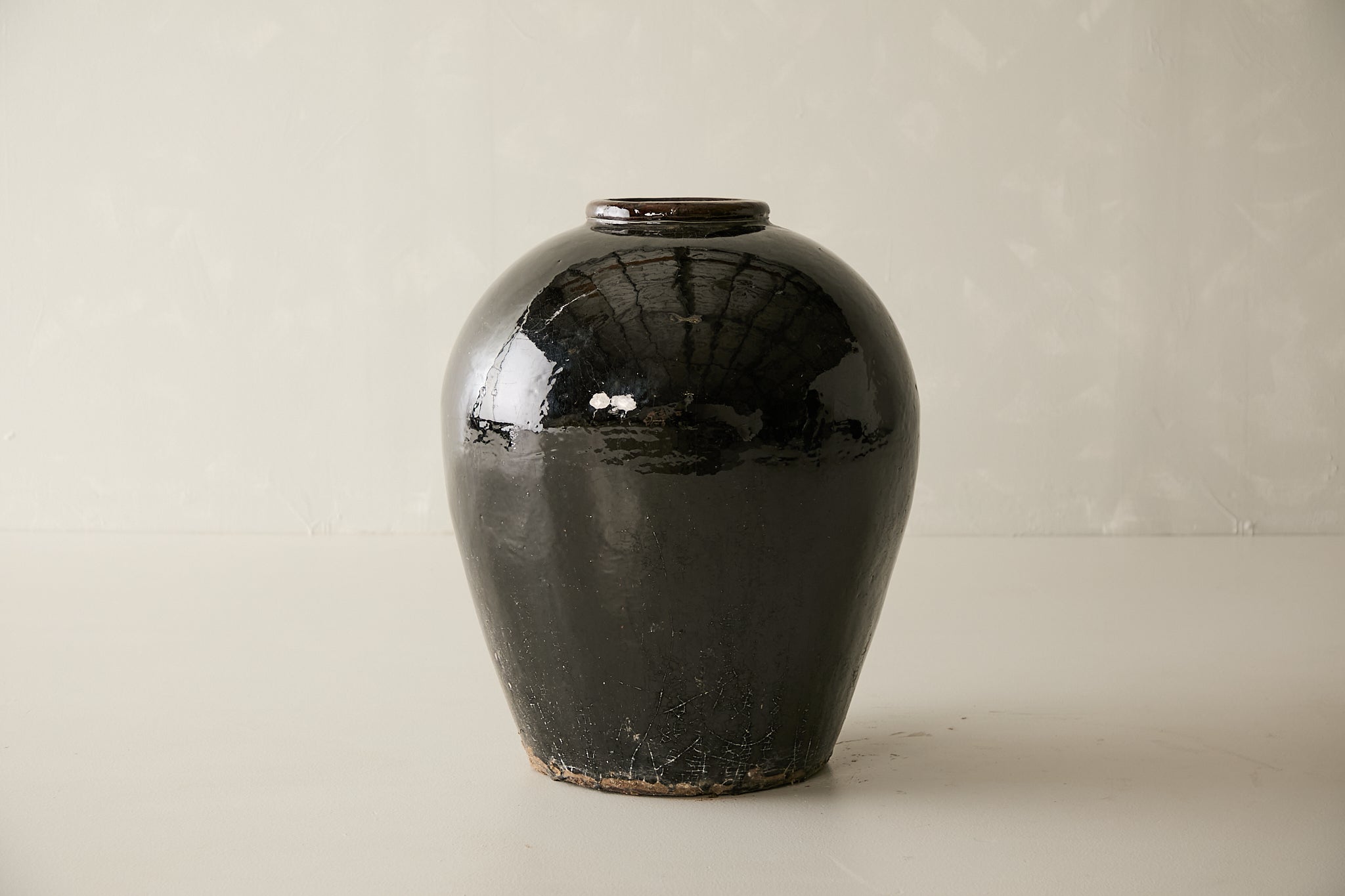Vintage Black Porcelain Pot - Circa 1940