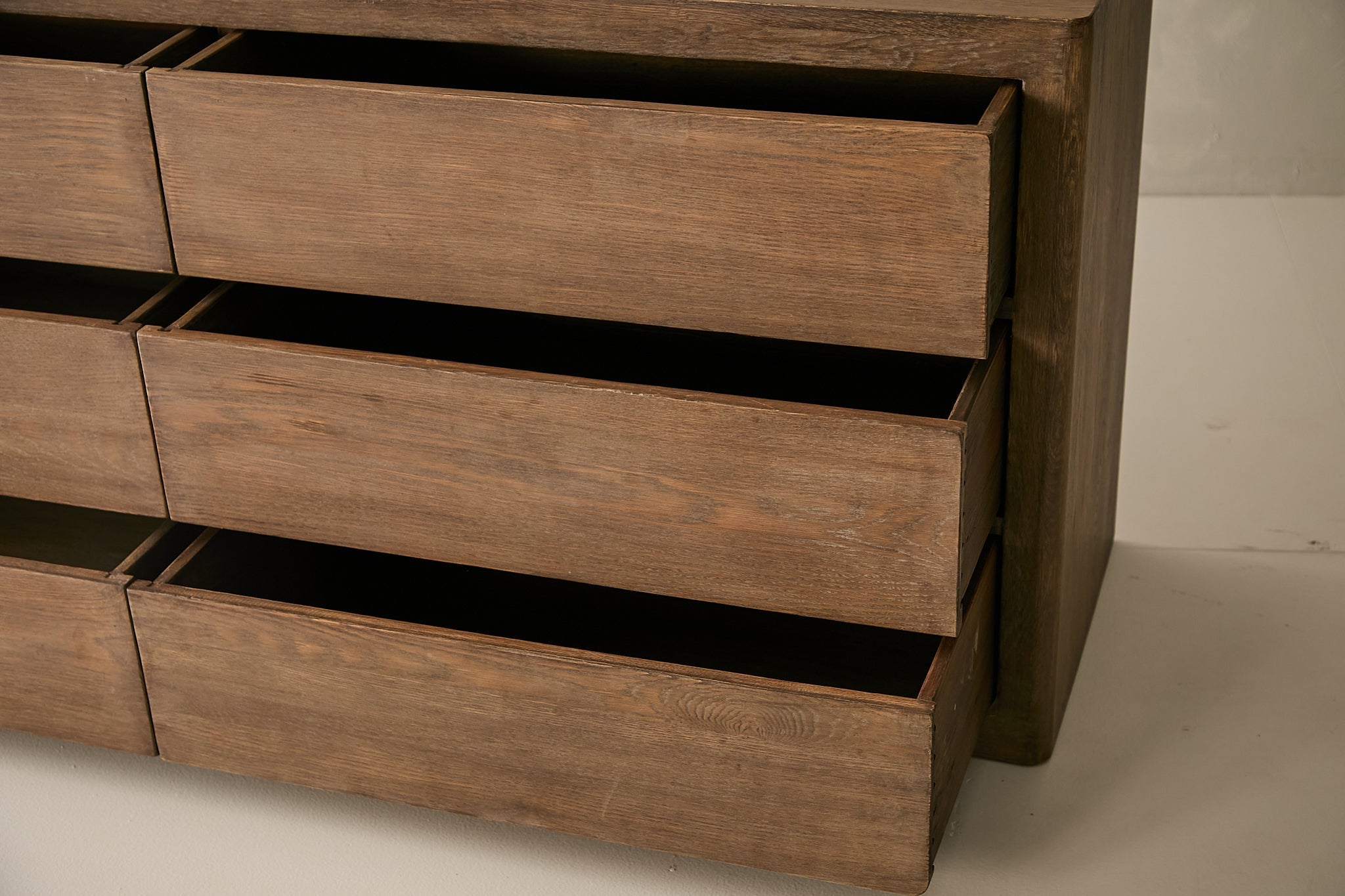 Billie 6-Drawer Dresser - Mocha