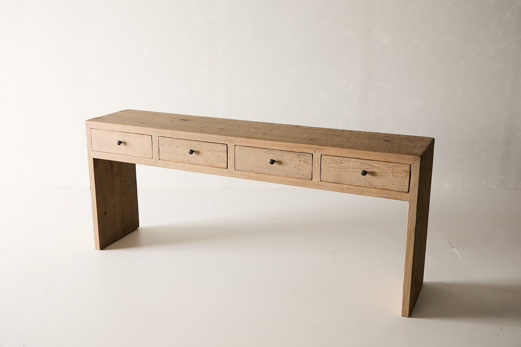 Henley Console