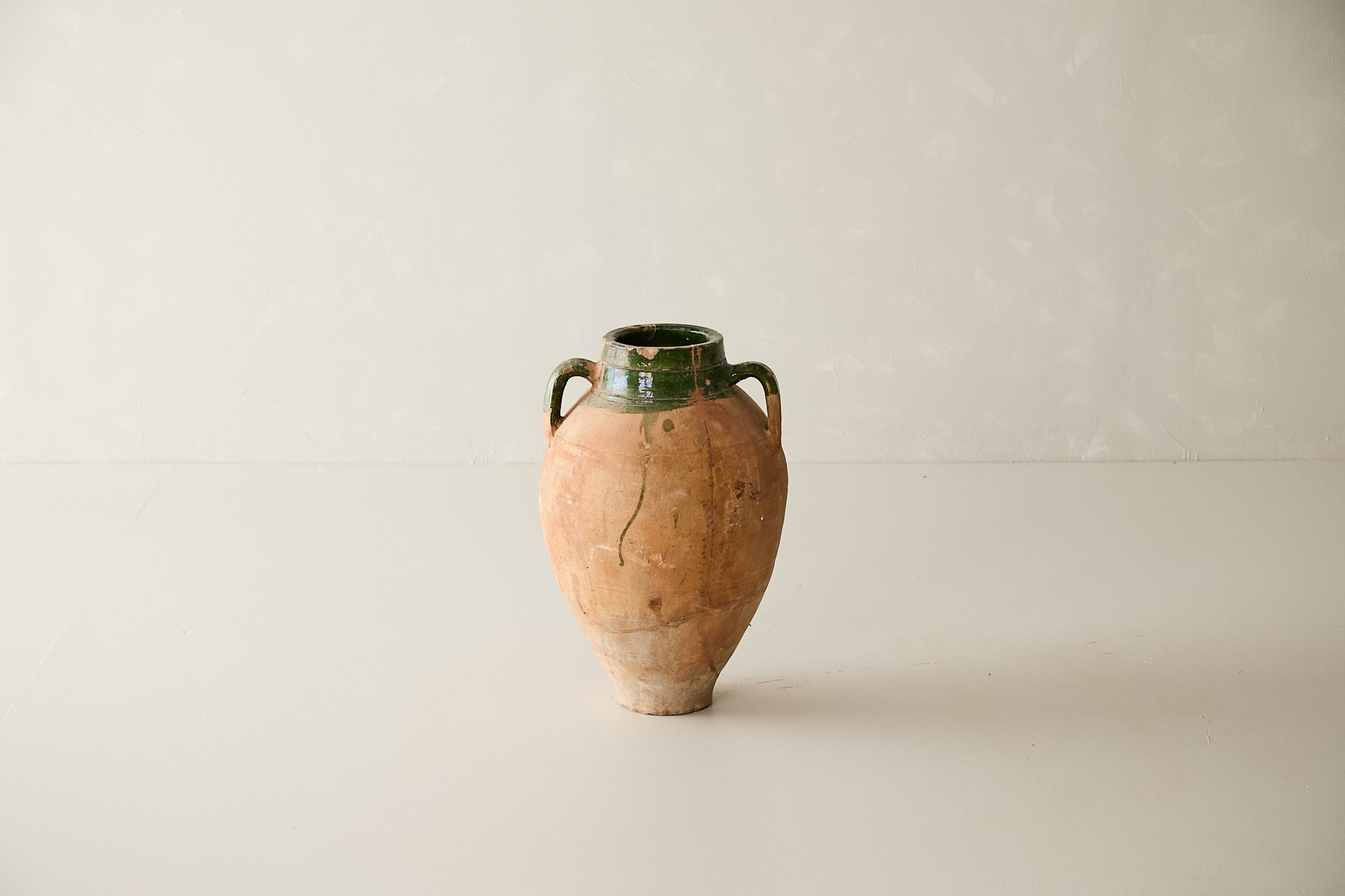 Vintage Turkish Pot D.085