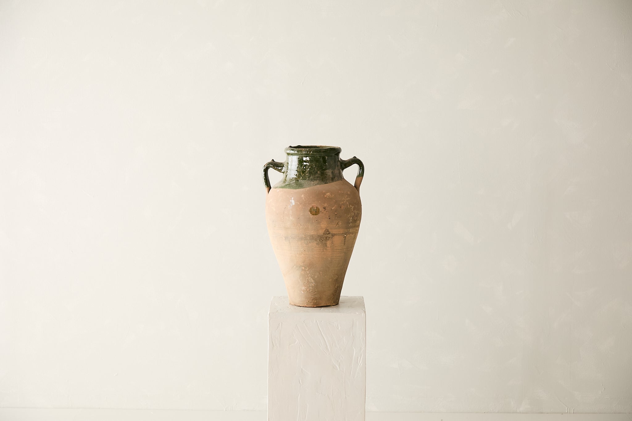 Vintage Turkish Pot D.140