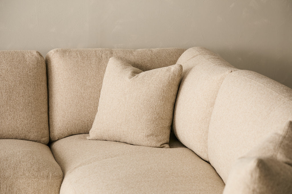 Laguna L-Sectional - Southpaw Fabric in Oatmeal