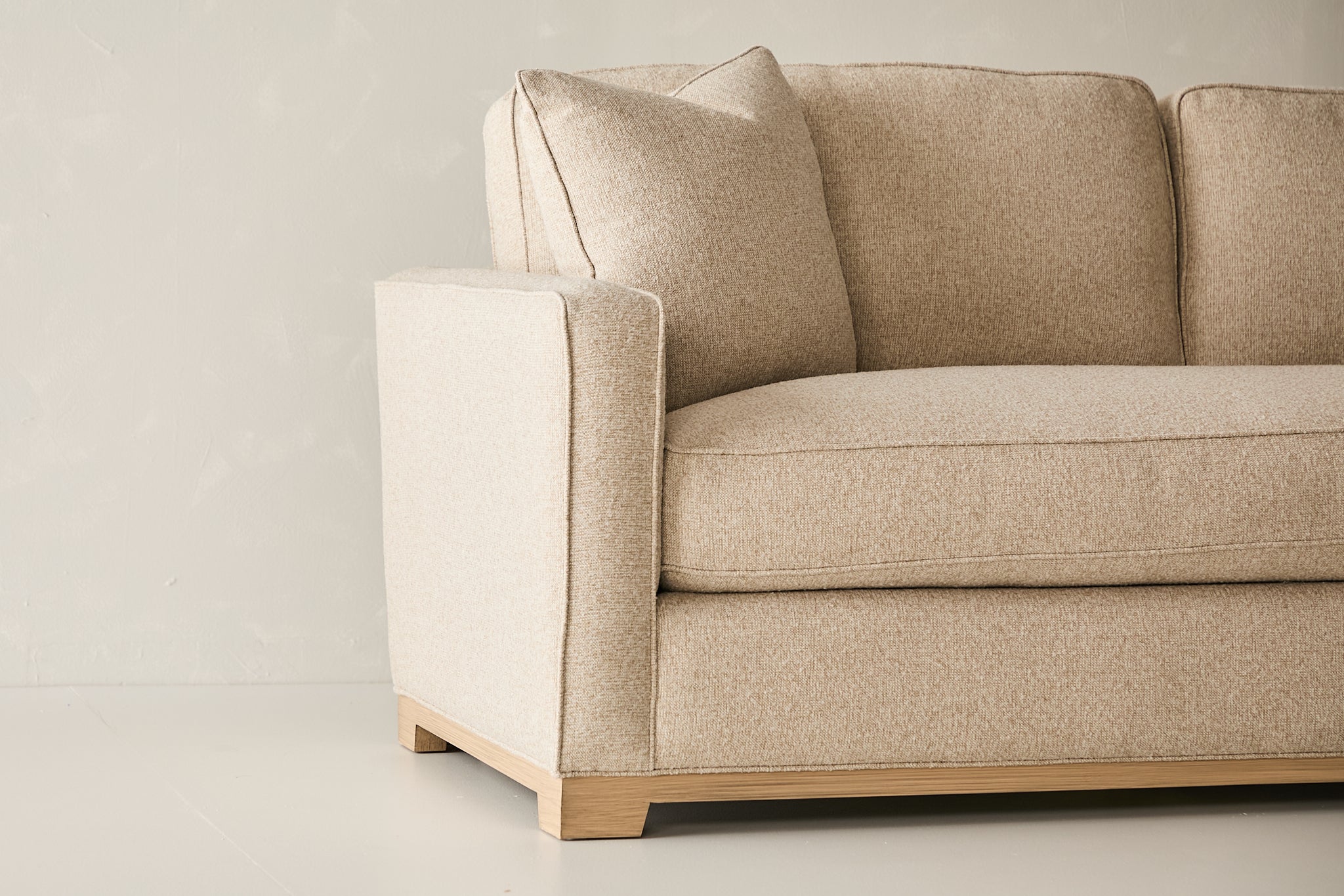 Malibu Mid-Sofa - Southpaw Fabric in Oatmeal