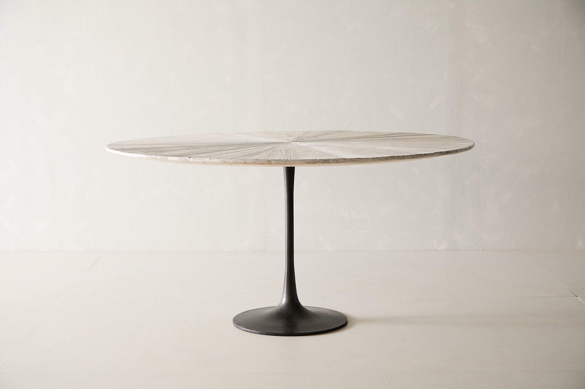 Vancouver Round Dining Table 60