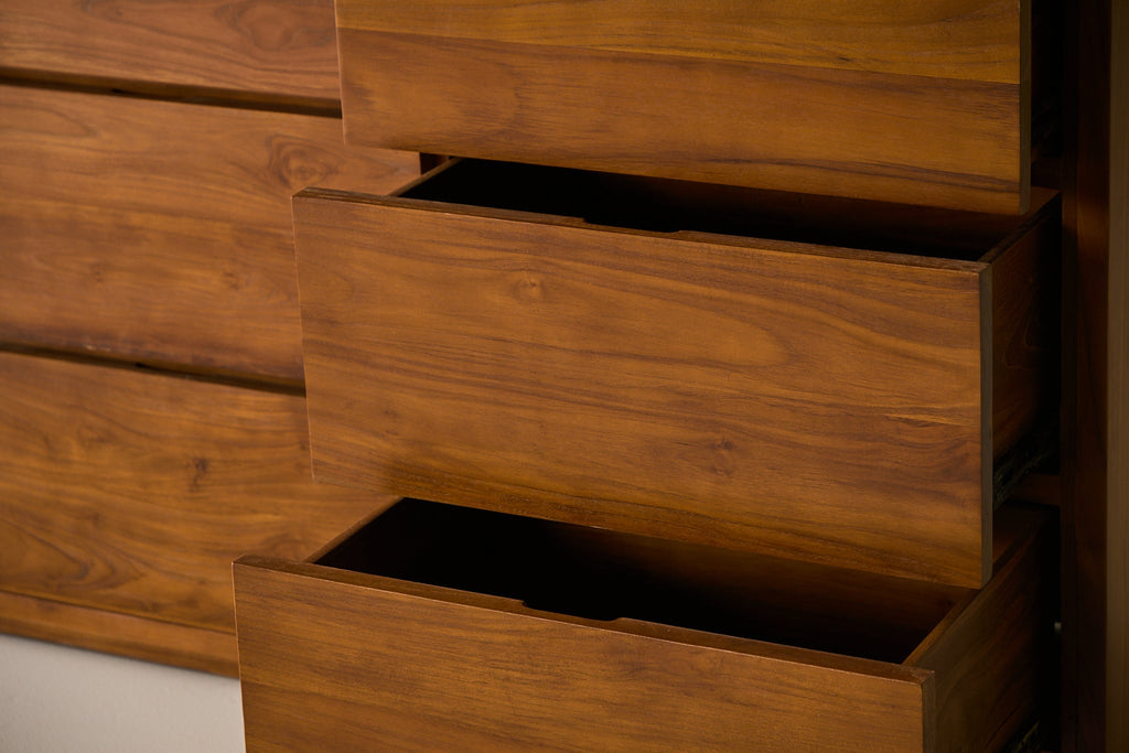 Sable 9-Drawer Dresser