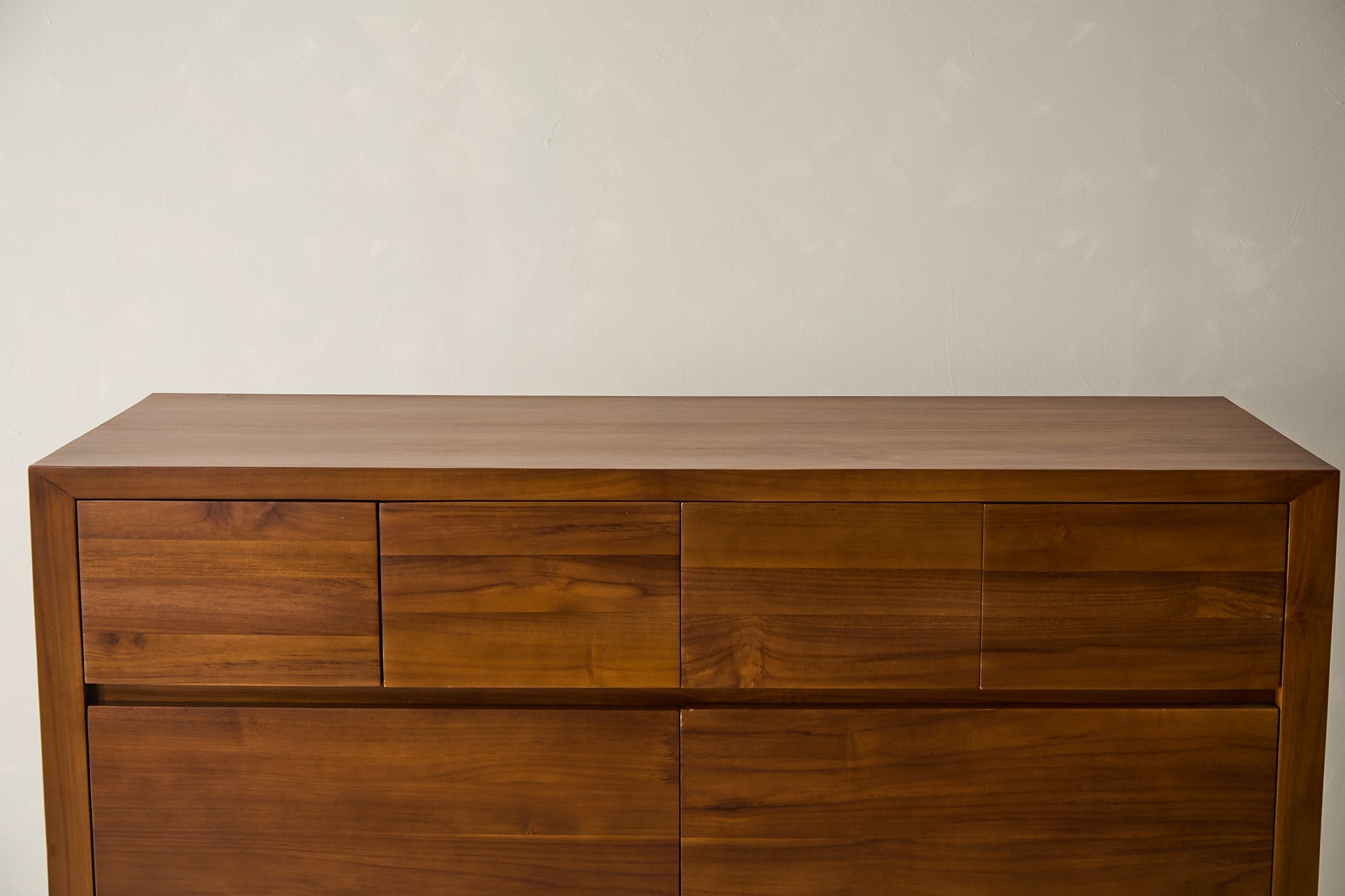 Sable 10-Drawer Dresser