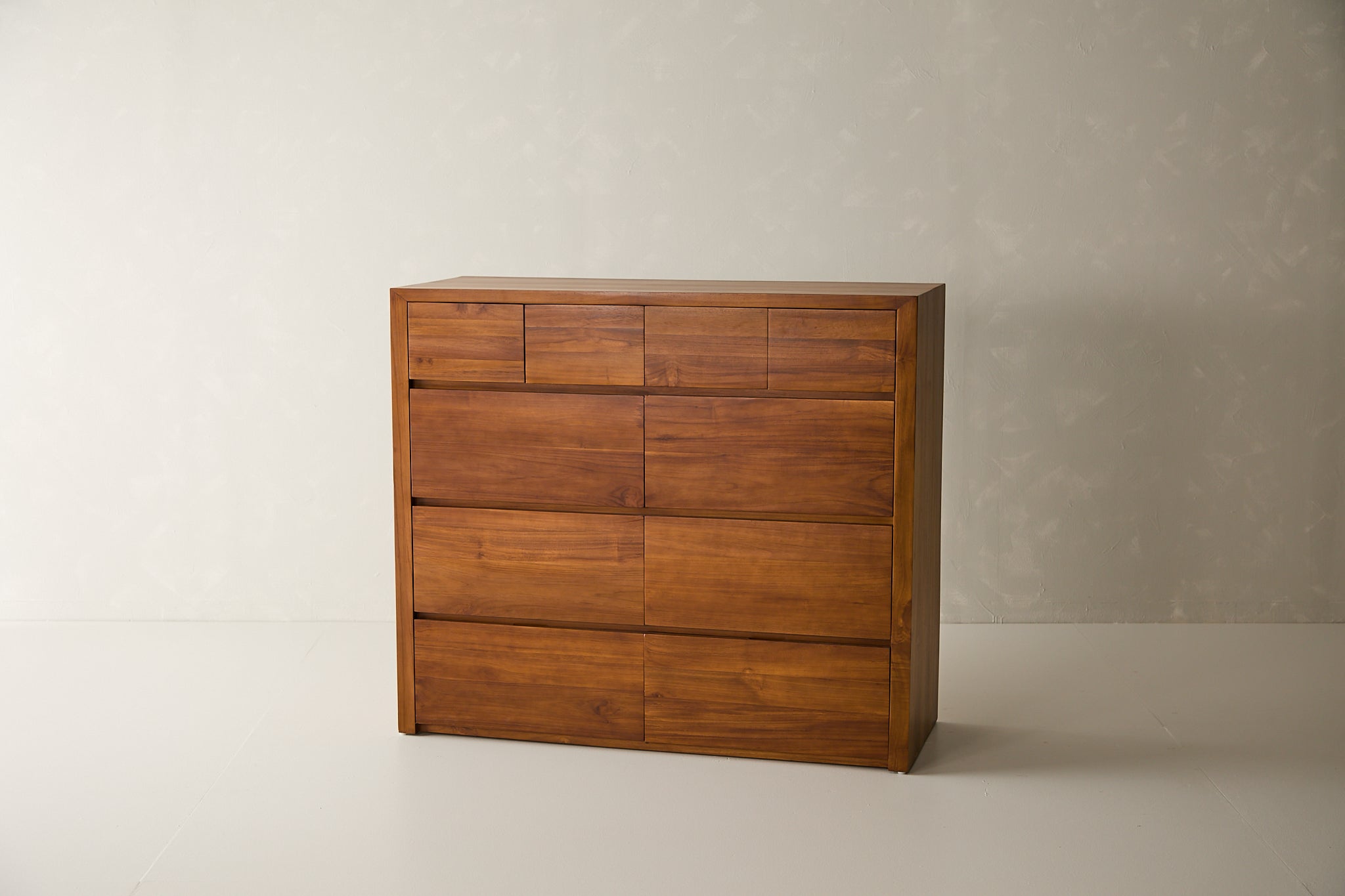 Sable 10-Drawer Dresser