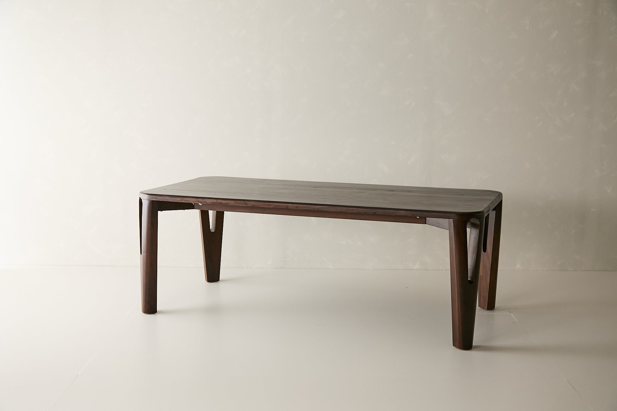 Atlas Dining Table