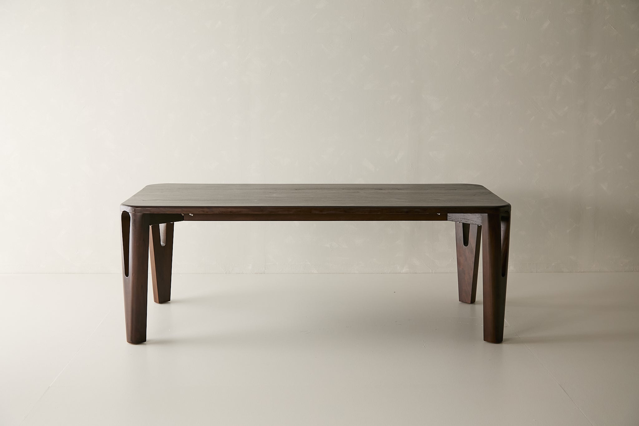 Atlas Dining Table