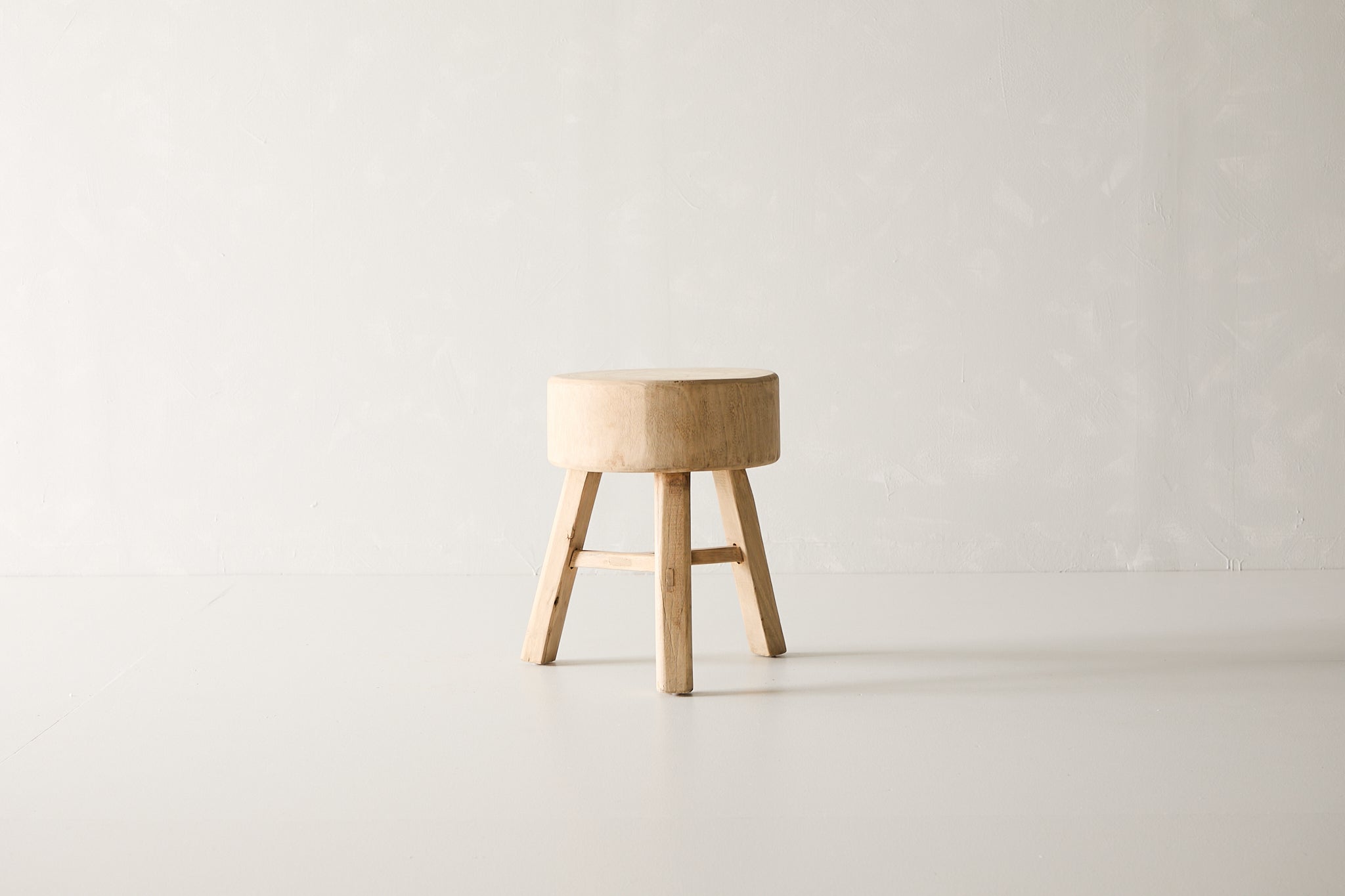 Reclaimed Poplar Side Table AE.128