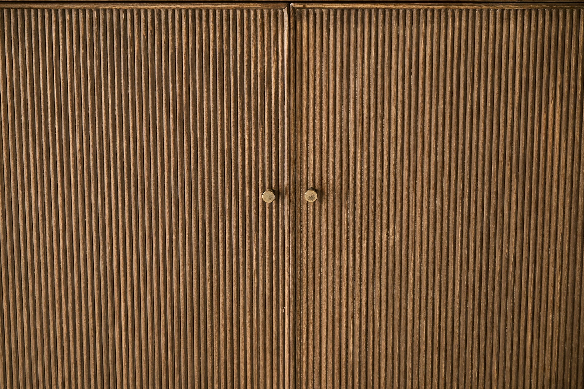 Reese 2-Door Sideboard - Mocha